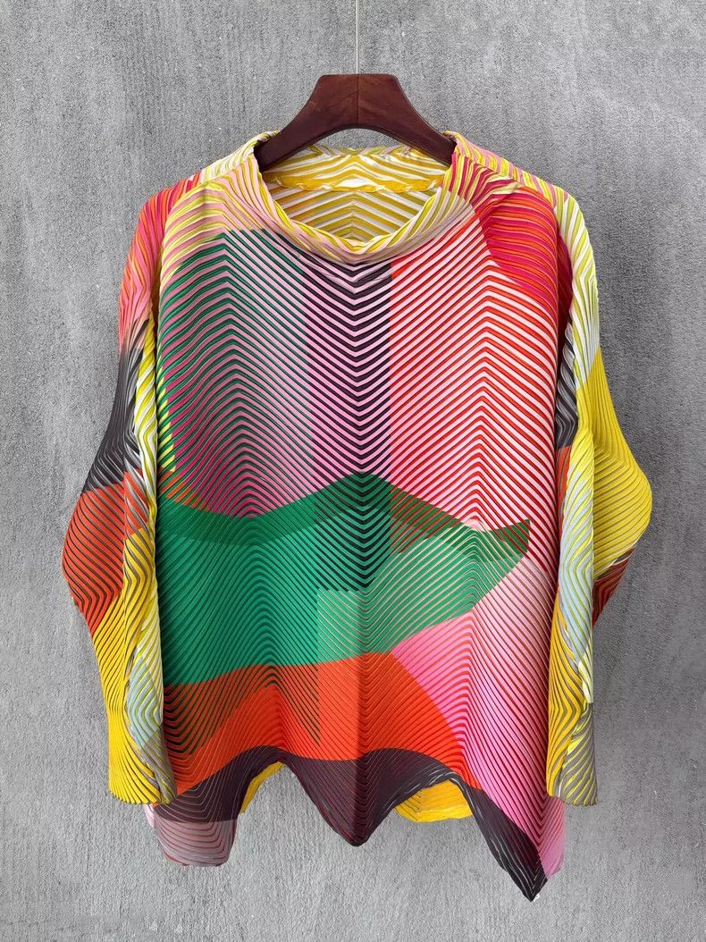 Issey Miyake Issey Miyake Multi-color block kaleidoscope top Size M / US 6-8 / IT 42-44 - 1 Thumbnail