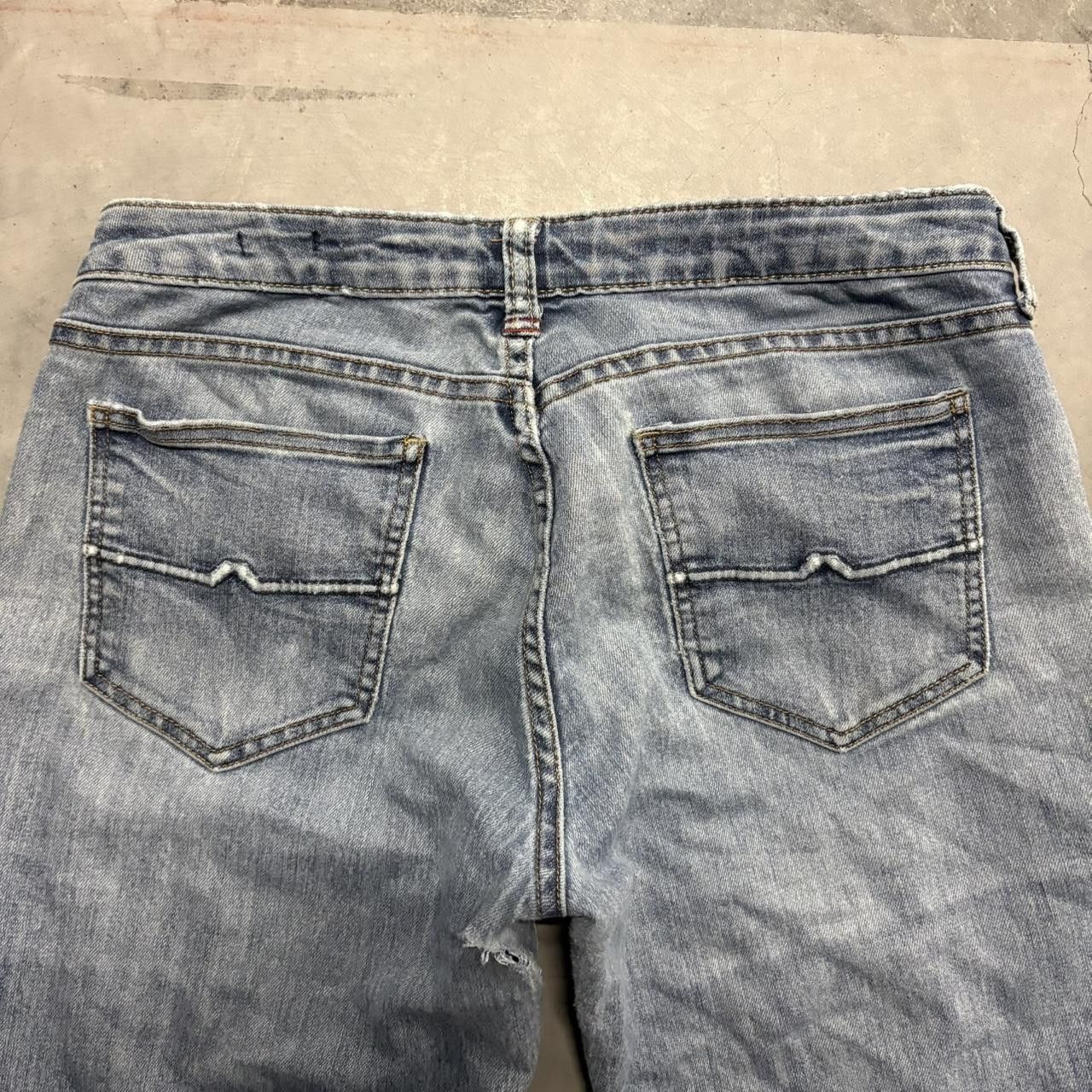 Vintage Vintage Y2K/2000s Flared Distressed Bootcut Medium Blue Wash Denim Jeans! Size US 32 / EU 48 - 5 Thumbnail