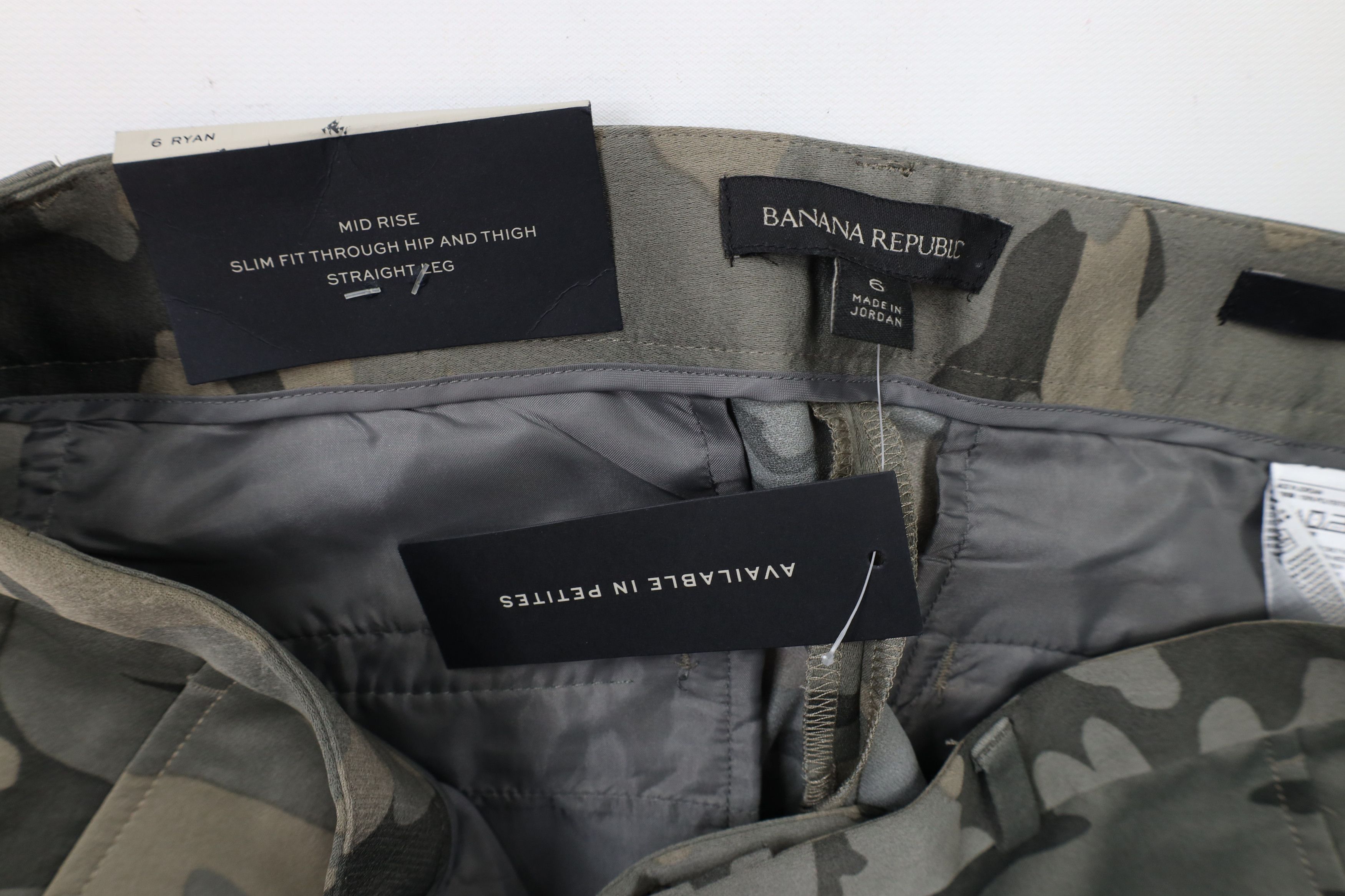 Banana Republic × Vintage New Banana Republic Mid Rise Straight Leg Camouflage Pants Size 28" / US 6 / IT 42 - 12 Thumbnail