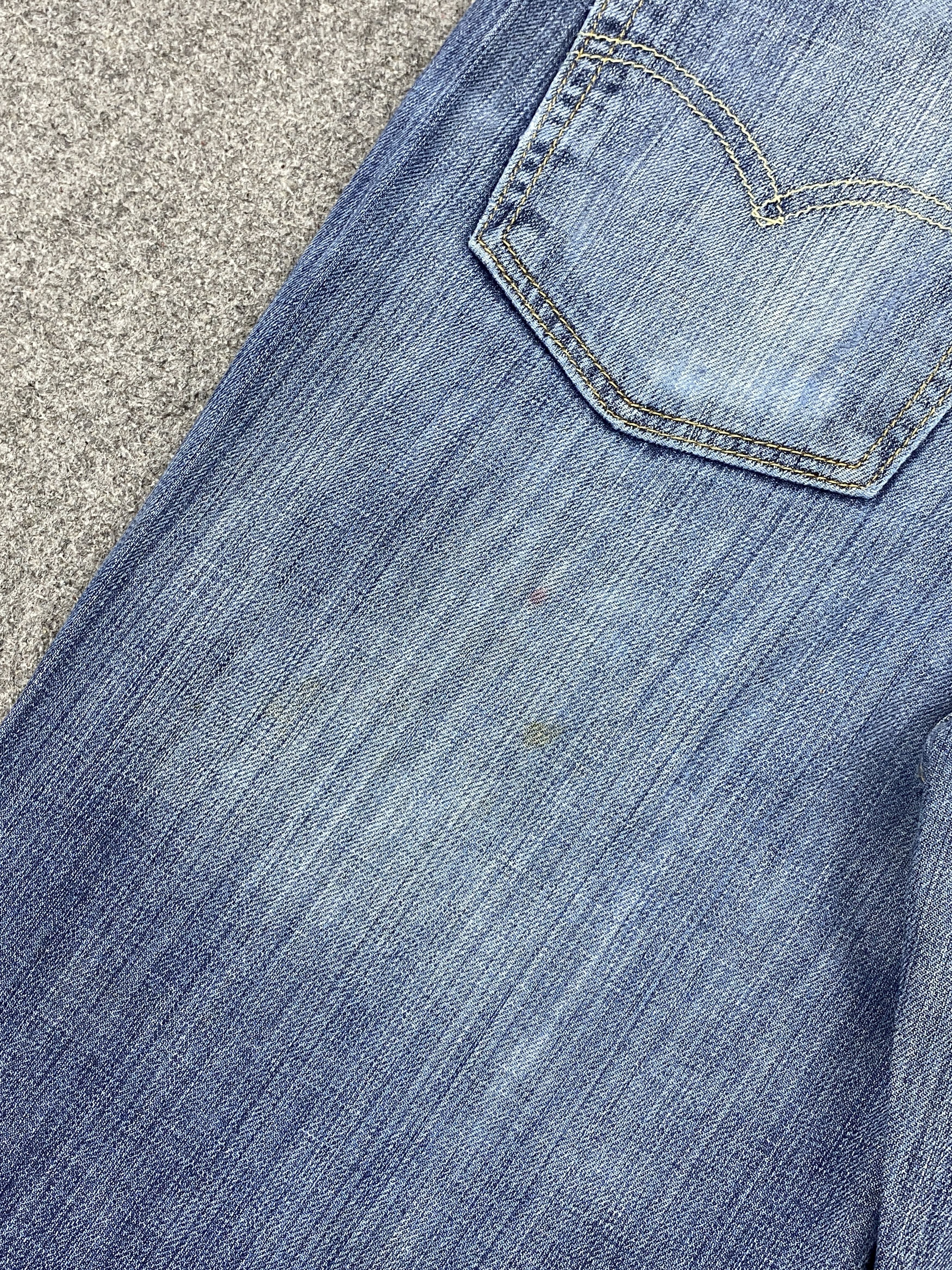 Levi's Vintage Levis 505 Faded Blue Denim Jeans DP2336 Size US 31 - 15 Thumbnail