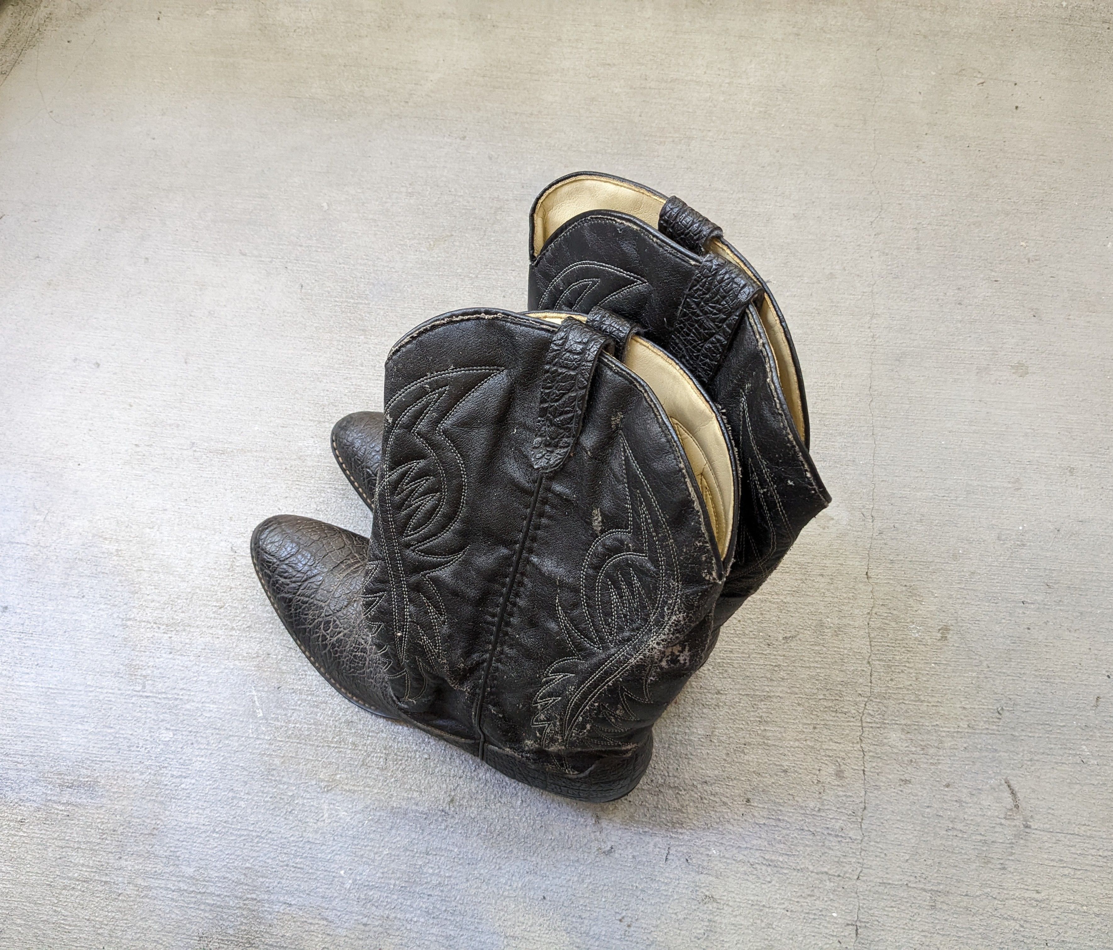 Vintage Vintage Bronco Cowboy Boots 12 Wide Black Faux Leather Vegan Size US 12 / EU 45 - 13 Thumbnail
