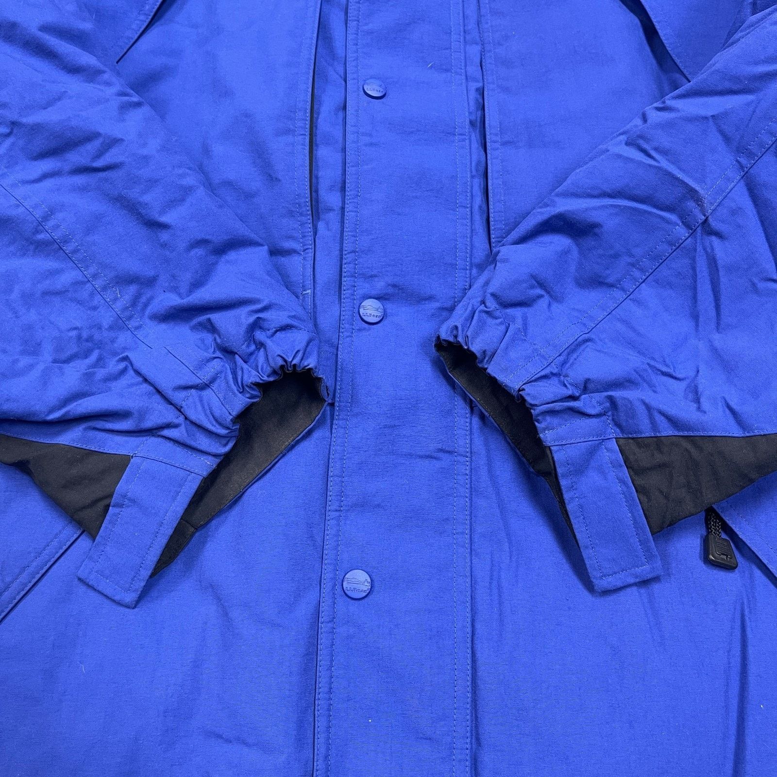 L.L. Bean × Vintage Vintage L.L.Bean hooded mountain parka puffer jacket size XL Size US XL / EU 56 / 4 - 5 Thumbnail