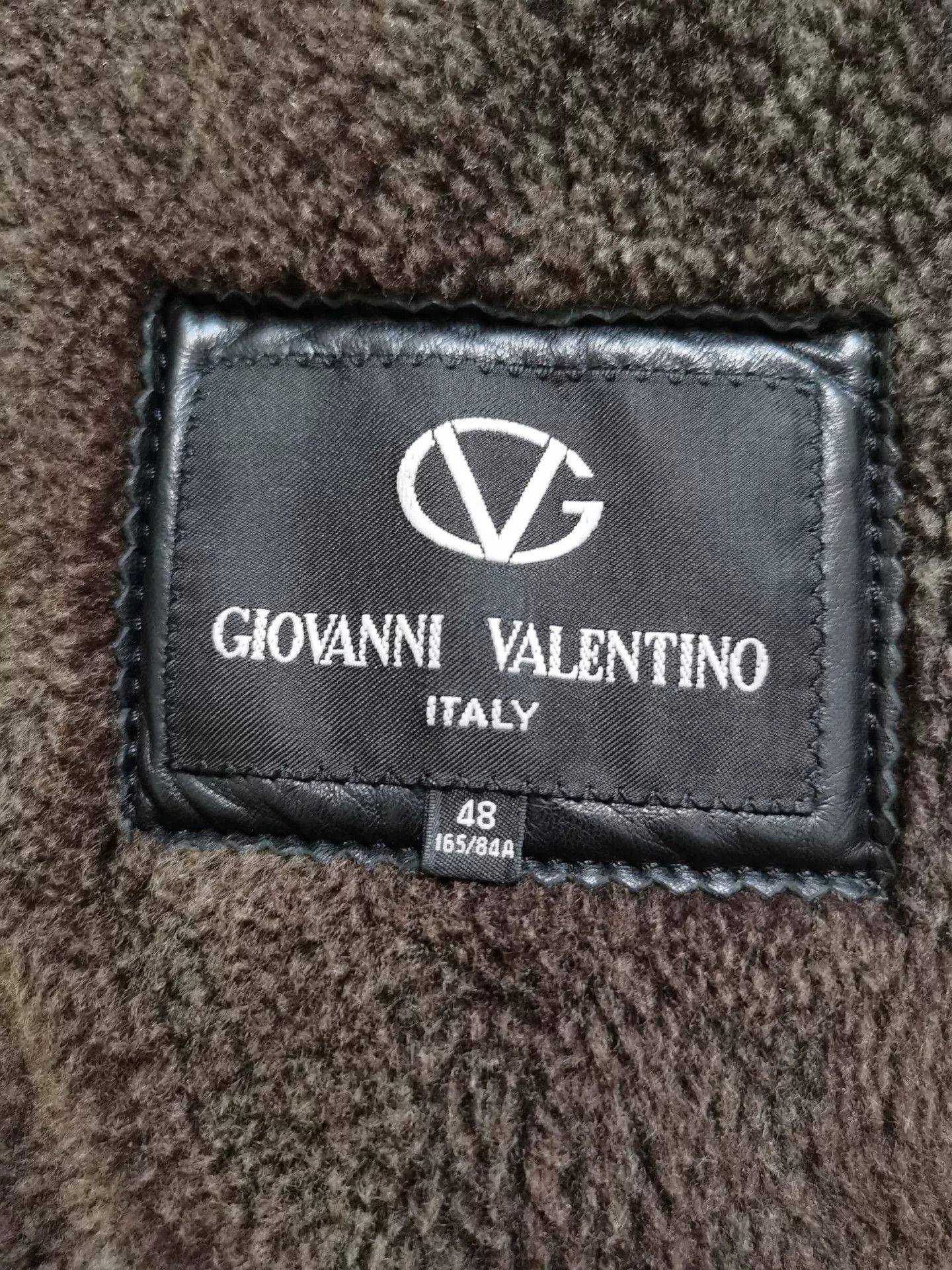 Giovanni Valentino black leather jacket with fur collar Size US M / EU 48-50 / 2 - 3 Thumbnail
