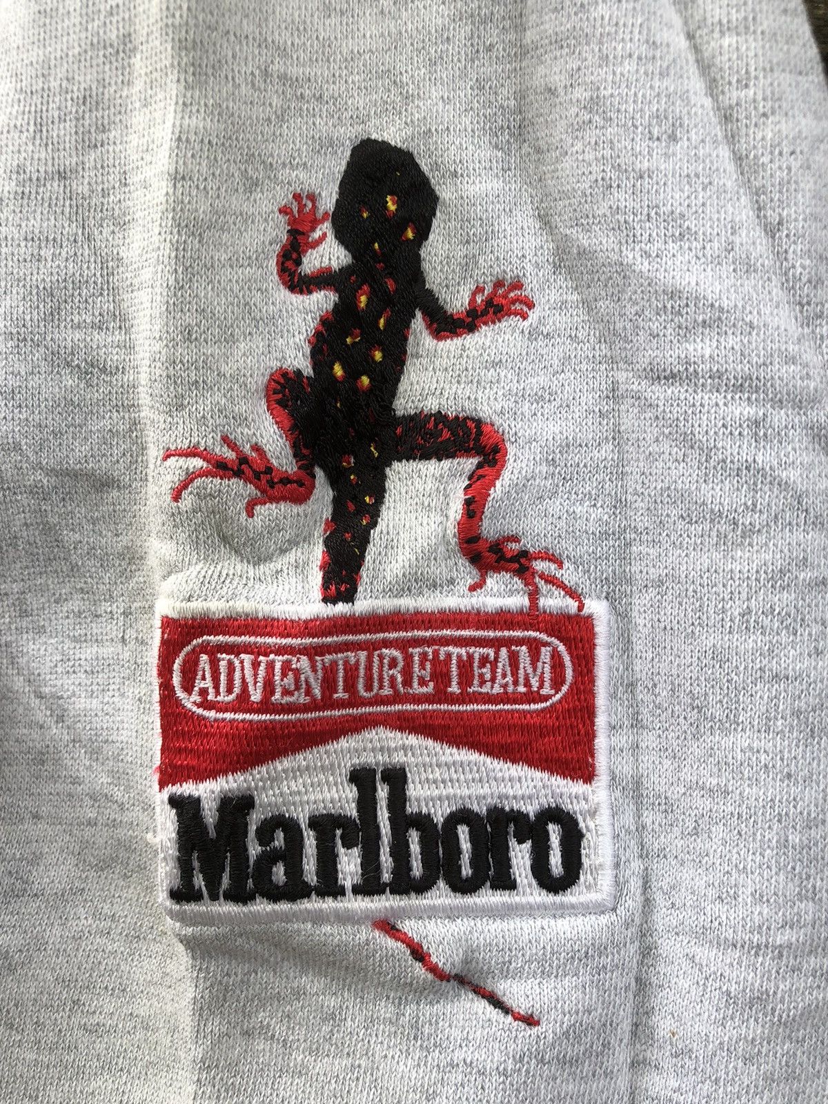 RARE VINTAGE Marlboro Unlimited Adventure Team 90s Lizard Sweatshirt Unisex SZ sold L