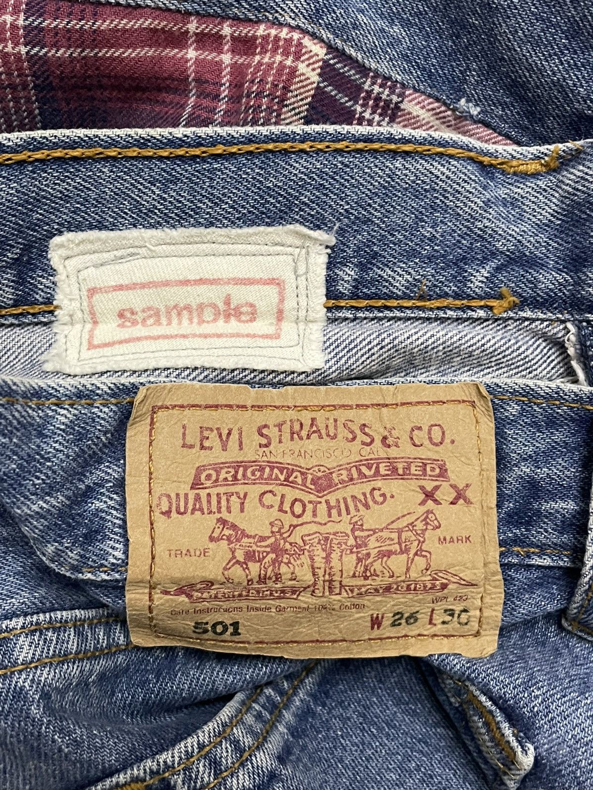 Levi's Vintage Clothing VINTAGE 501 LEVIS USA DESIGNER 90S SAMPLE TAPPED RARE DENIM Size US 28 / EU 44 - 16 Thumbnail