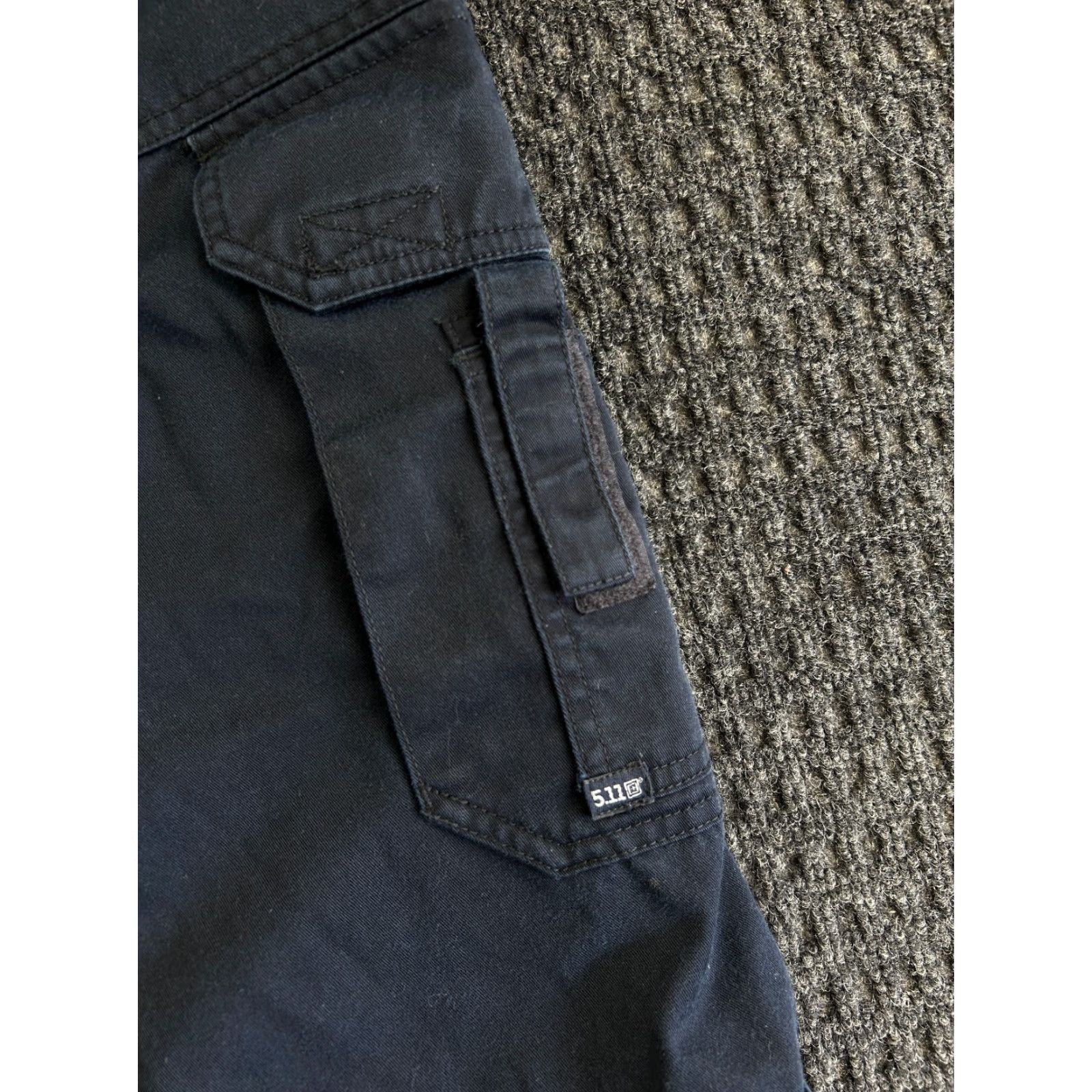Vintage 5.11 Tactical Womens Cargo Pants 4 Navy Blue Multi Pocket Utility EMT Pants Size 27" / US 4 / IT 40 - 5 Thumbnail