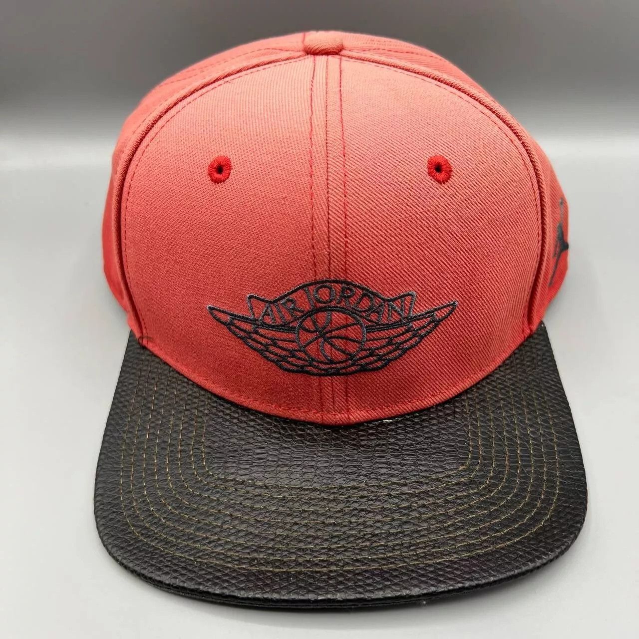 Jordan cap red black on sale