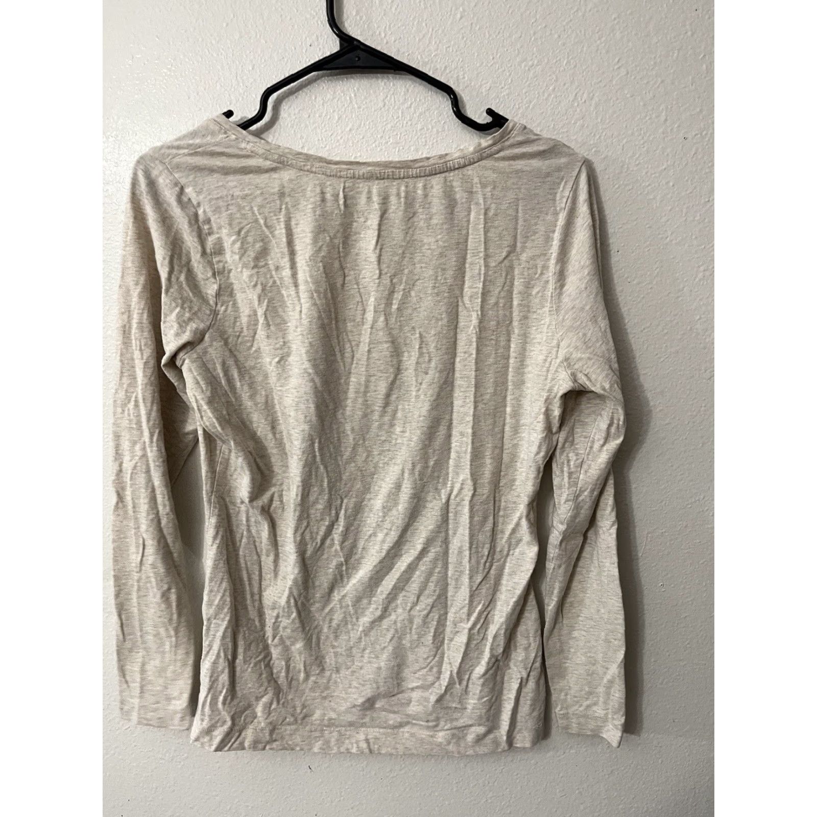 Lands' End Lands' End Shaped Fit Womens M Beige Long Sleeve Shirt Crewneck Top Cotton Regular Size Type T-Shirt Women Modern Classic Spring Size M / US 6-8 / IT 42-44 - 2 Thumbnail