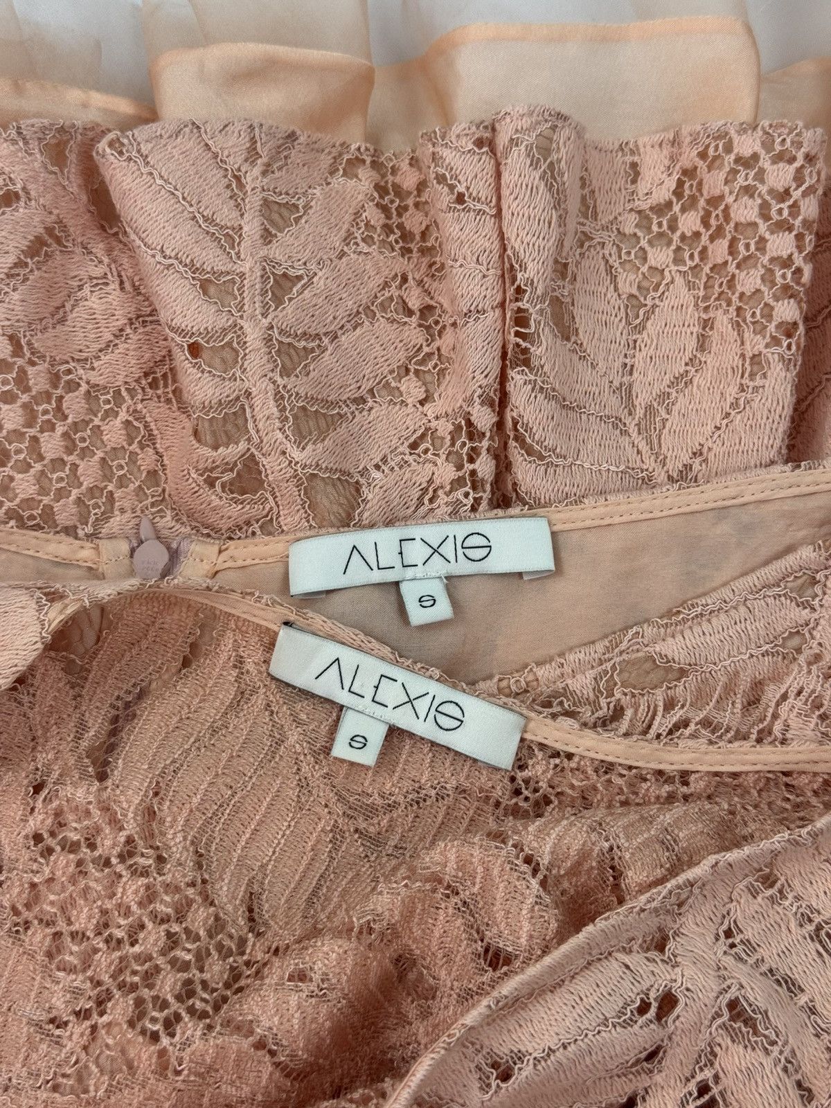 ALEXIS Stunning Lace Two-Piece Set - Peach Pink | Top and Skirt Size S / US 4 / IT 40 - 20 Thumbnail