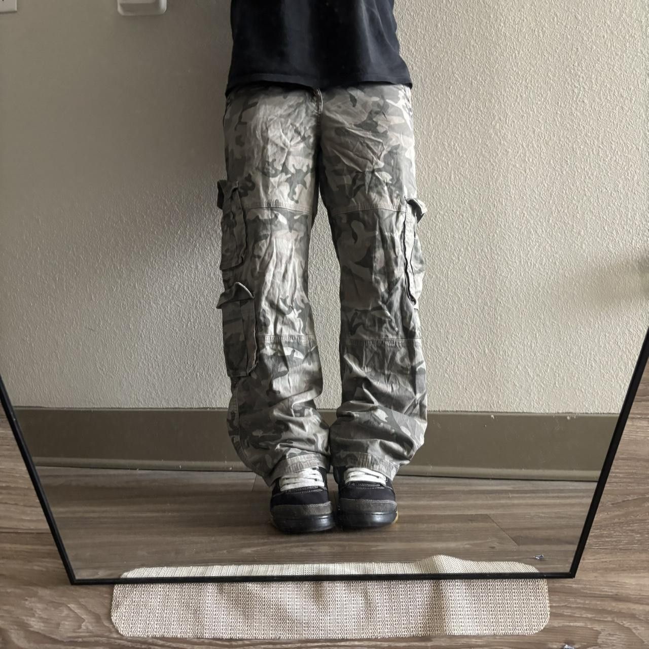 Abercrombie & Fitch Crazy Vintage Y2K/2000s Grunge Abercrombie Camo Streetwear Cargo Pants! 27x29 Size US 27 - 1 Thumbnail