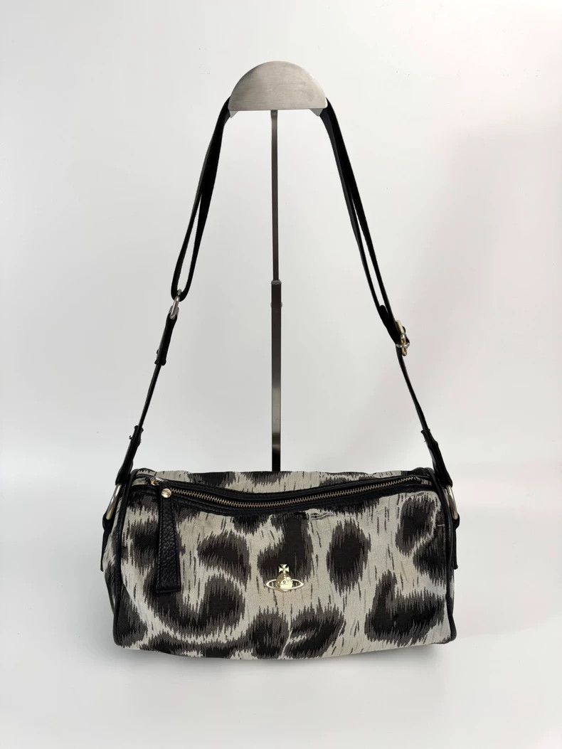 Vivienne Westwood Vivienne Westwood size os Leopard round bag/sway bag Size ONE SIZE - 2 Thumbnail