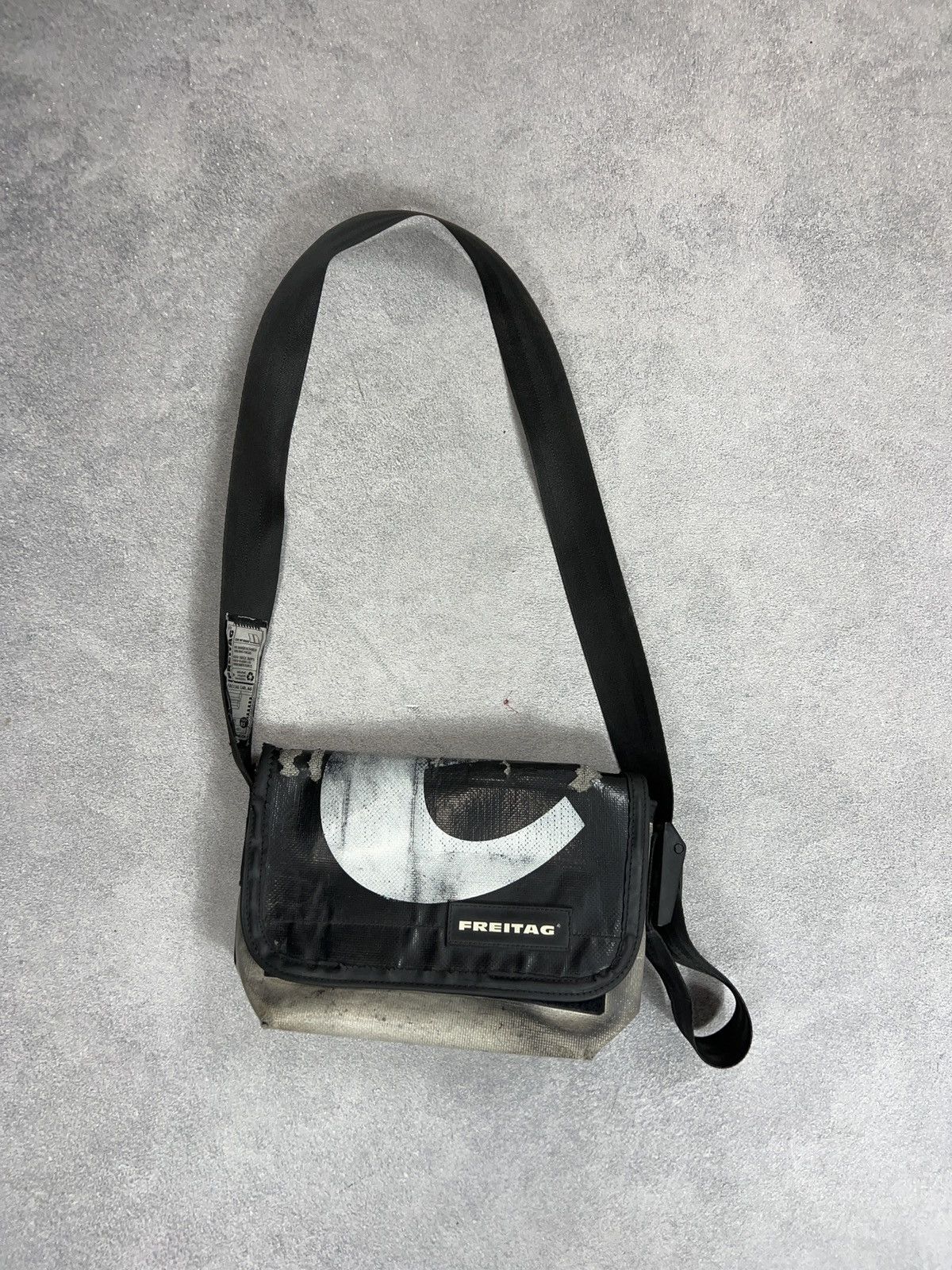 Freitag × Streetwear × Vintage Freitag Peggy Vintage Recycled