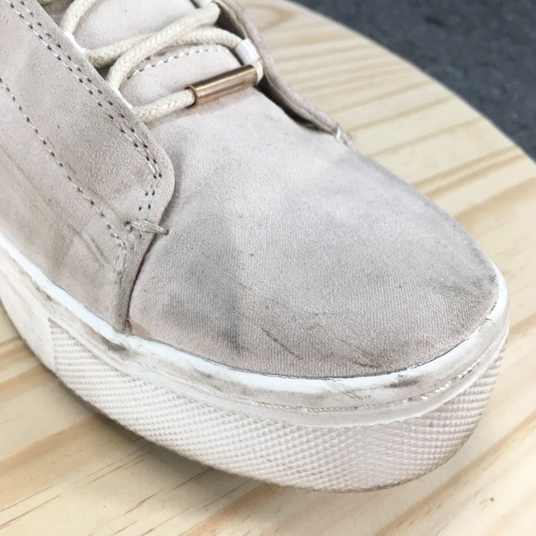 H&M H&M Shoes Womens 8.5 Slip On Sneakers Beige Casual Comfort Low Top Round Toe Shoes Mens? No Size M / US 6-8 / IT 42-44 - 4 Thumbnail