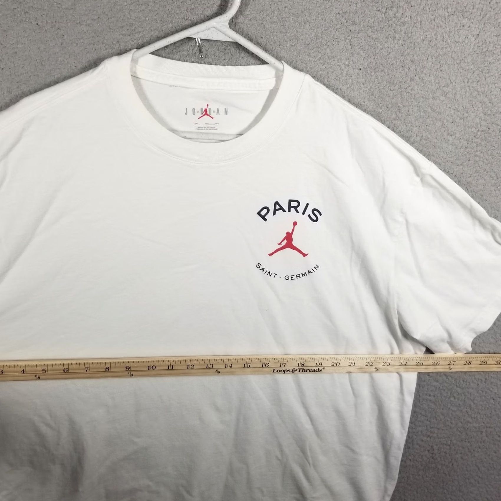 Nike Nike Air Jordan PSG White Tee Shirt Men 2XL White Logo Paris Nike Air Jordan PSG Shirt Men 2XL Size US XXL / EU 58 / 5 - 6 Thumbnail