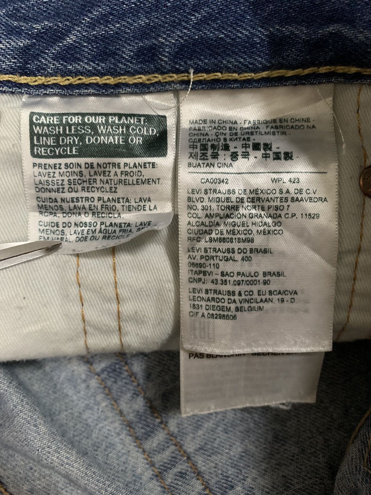 Levi's Vintage Clothing Vintage Y2K Levis Big E Stay Loose Straight Blue Wash Jeans Size US 34 / EU 50 - 21 Thumbnail