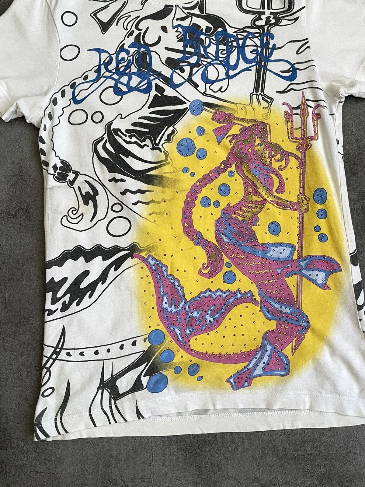 Vintage Red Bridge 2000s style t shirt Ed Hardy style Size M / US 6-8 / IT 42-44 - 4 Thumbnail