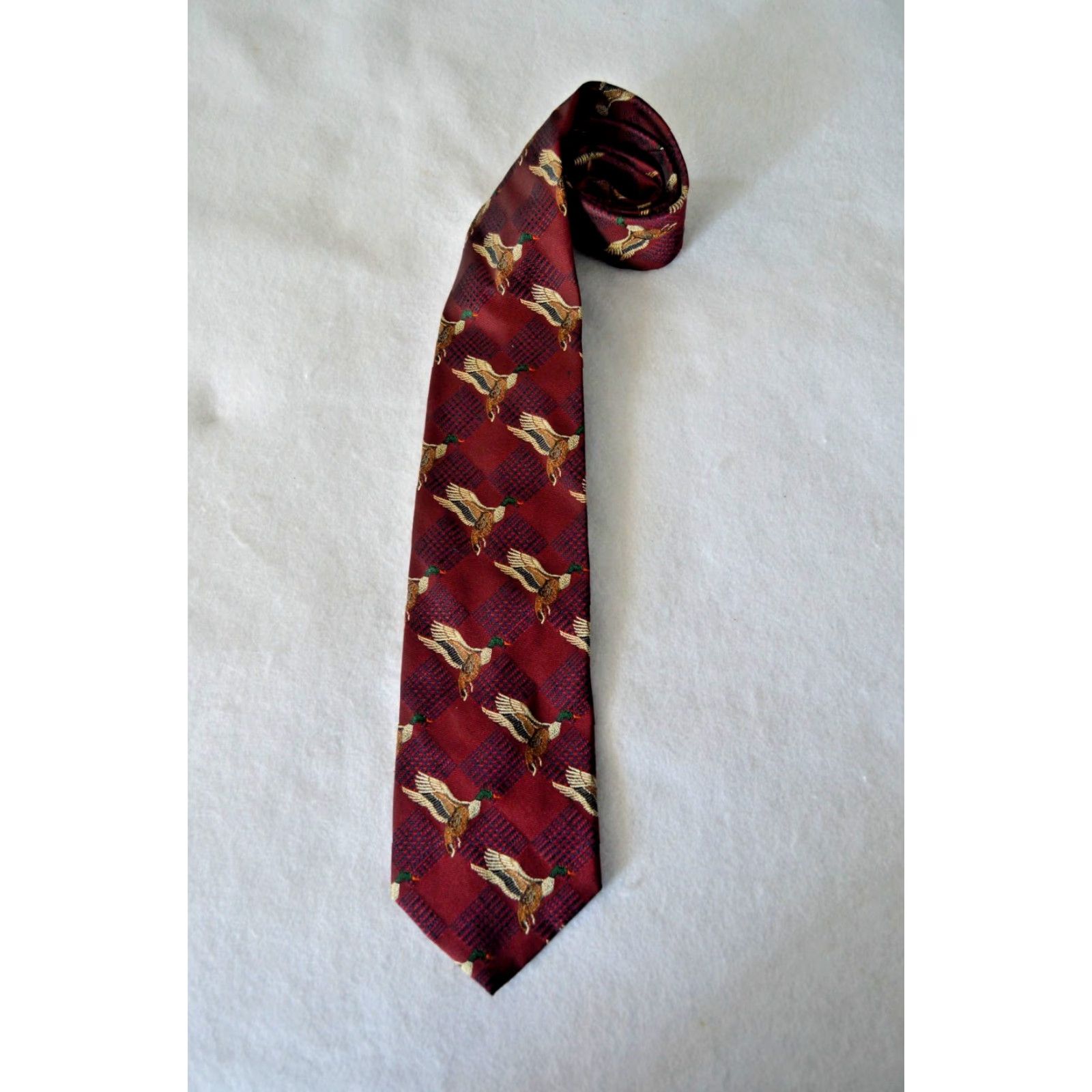 Jos. A. Bank Jos. A. Bank Duck Necktie Tie Premier Collection Extra Long Tie Men Red 100% Silk Adjustable Classic 57"-60" Size ONE SIZE - 2 Thumbnail