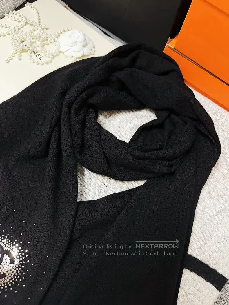 Chanel Chanel 24C show black knitted scarf sequin embroidery doub Size ONE SIZE - 4 Thumbnail