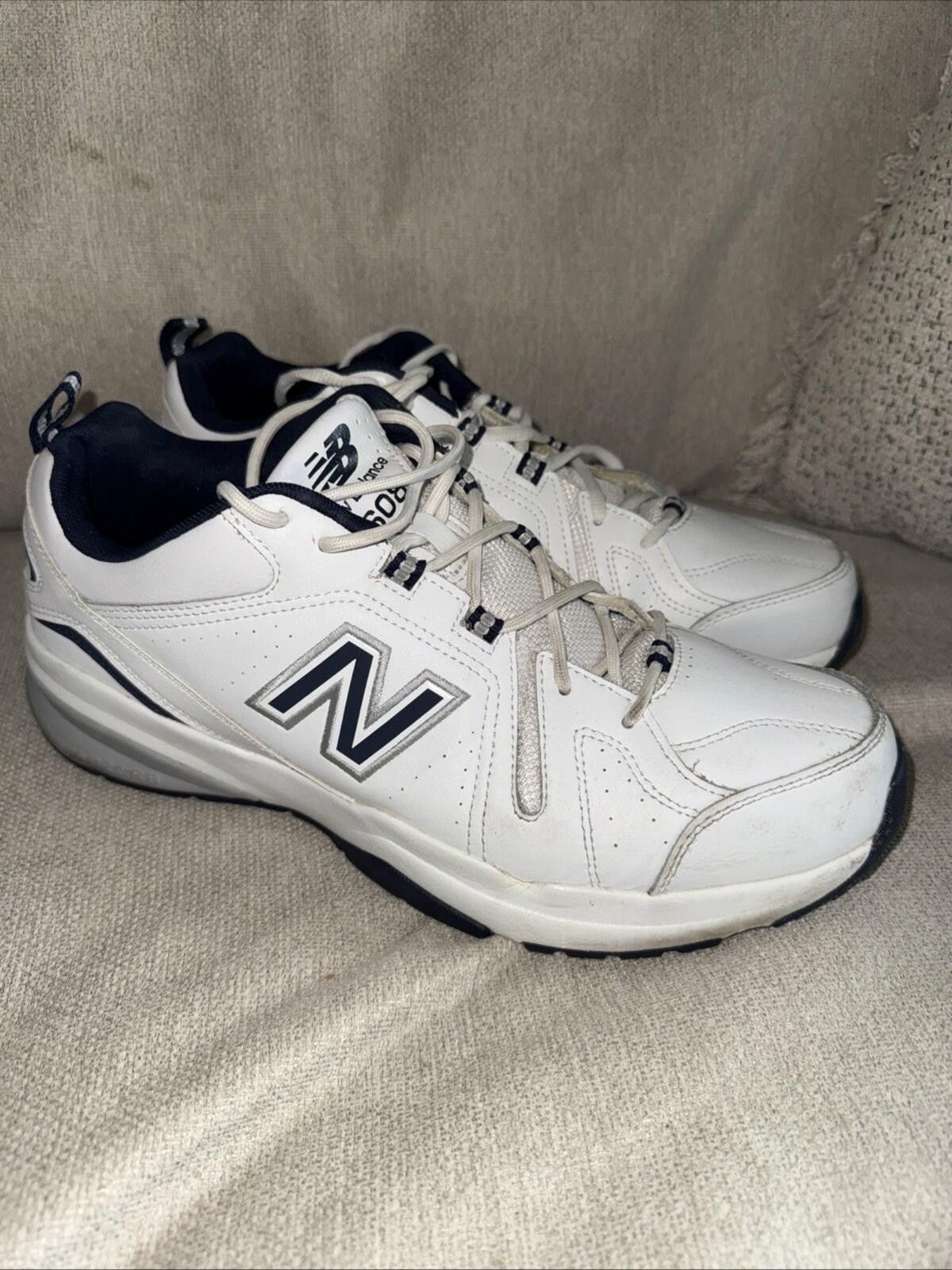 New Balance New Balance 608 Training Mens Size 12.5D White Navy MX608WN5 Size US 12.5 / EU 45-46 - 2 Thumbnail