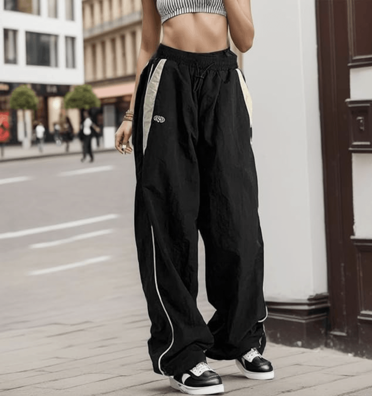 Other Women Retro Vintage Baggy Joggers Size 28" / US 6 / IT 42 - 1 Thumbnail