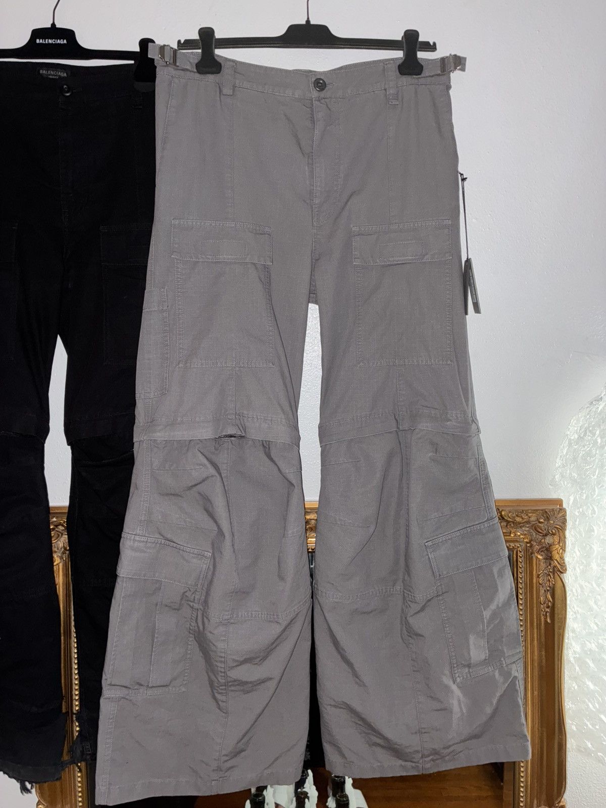 Balenciaga Balenciaga Flared Cargo Ravers Size US 34 / EU 50 - 1 Thumbnail
