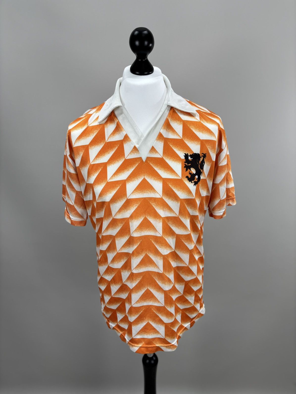 Vintage Mens vintage t shirt Holland National Team Soccer 1988 Size7 Size US M / EU 48-50 / 2 - 2 Thumbnail