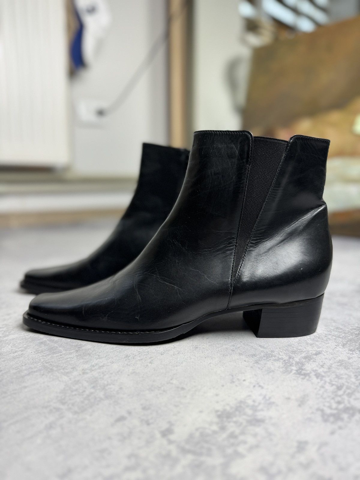 Donna Carolina 90s Square Toe Heels Y2KLeather Chelsea Boots