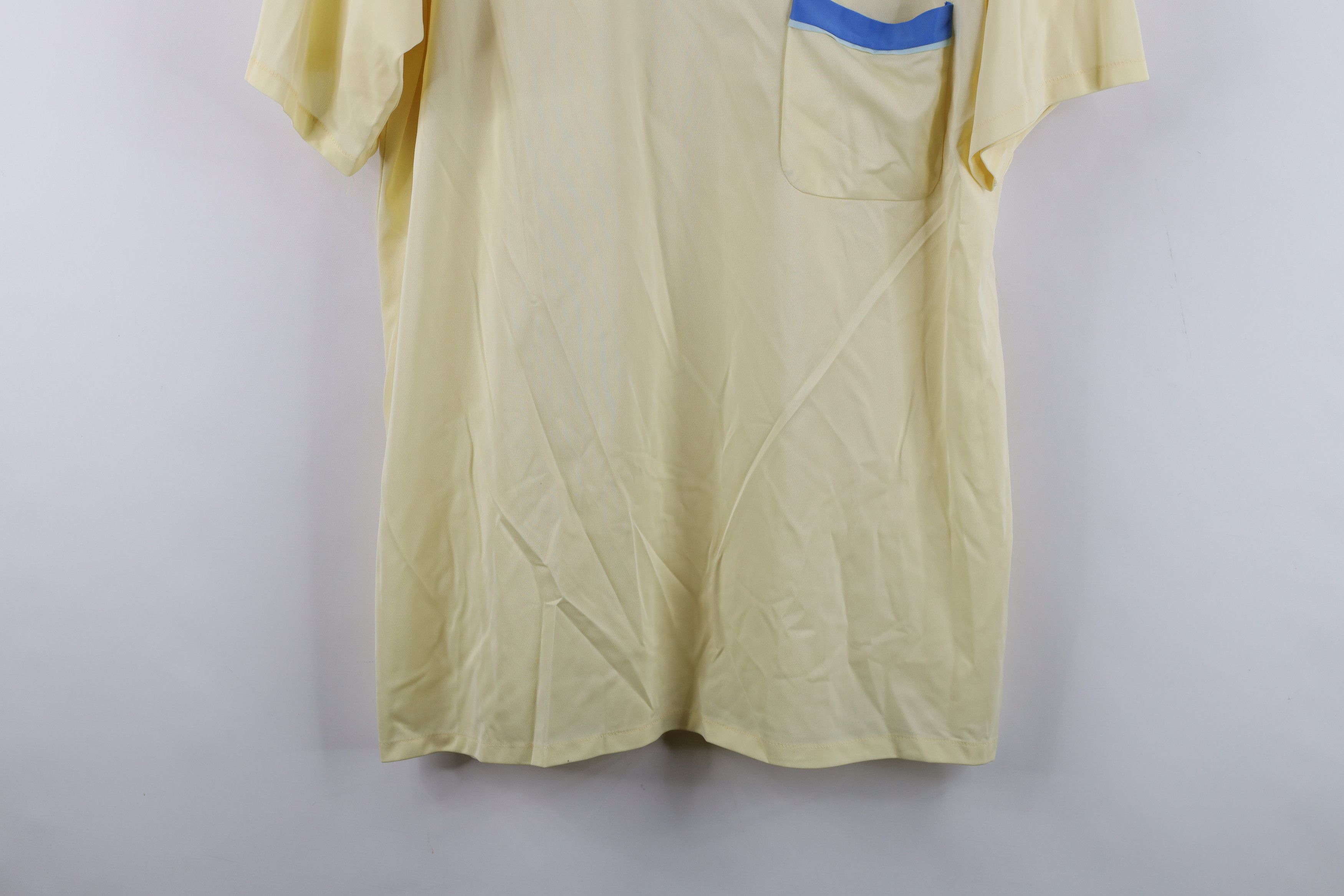 Vintage Vintage 70s Streetwear Knit Short Sleeve V-Neck T-Shirt USA Size US L / EU 52-54 / 3 - 3 Thumbnail