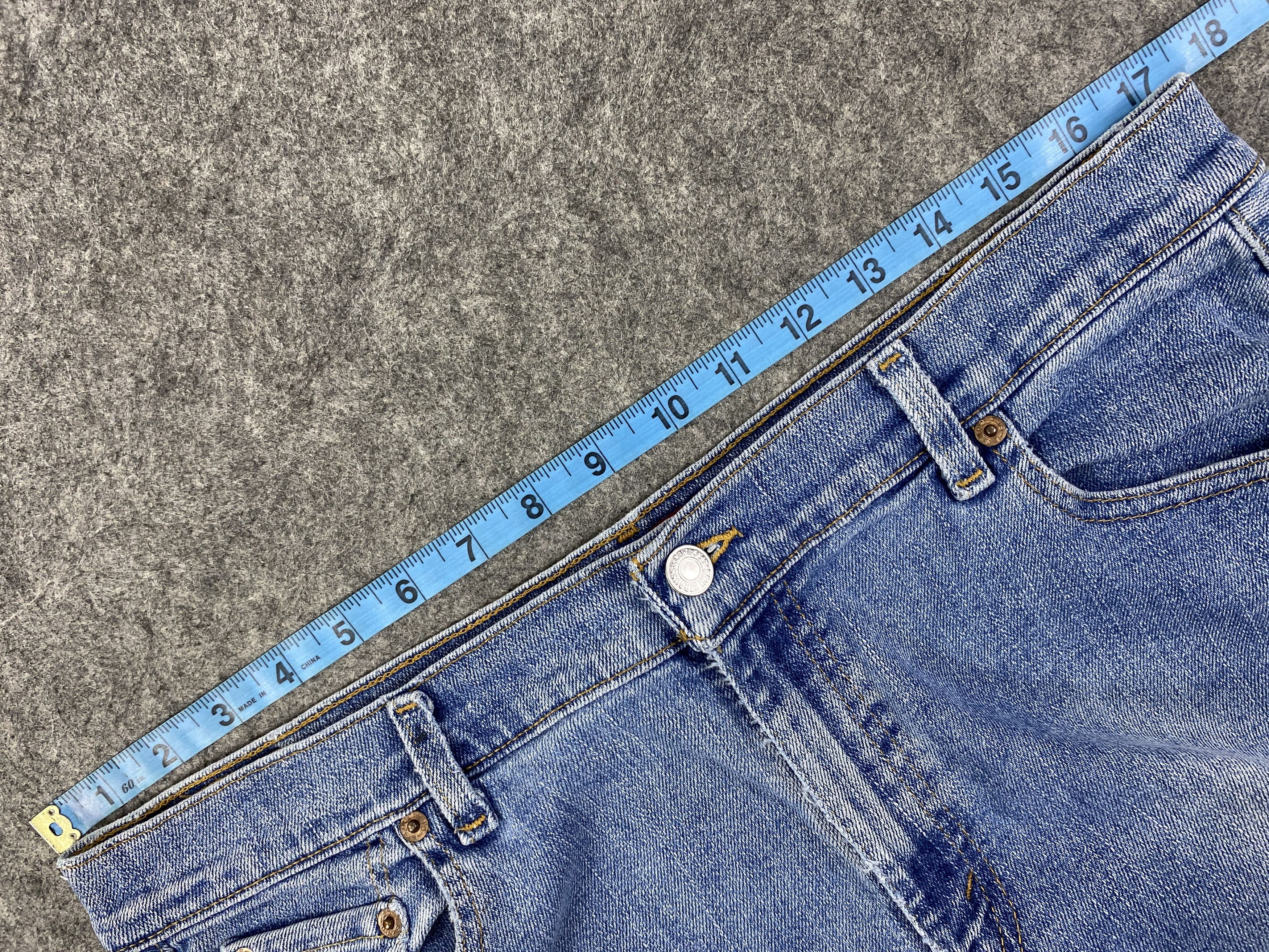 Levi's Distressed Blue Vintage Levi's 515 35x32.5 Denim -JN1984 Size US 35 - 5 Thumbnail