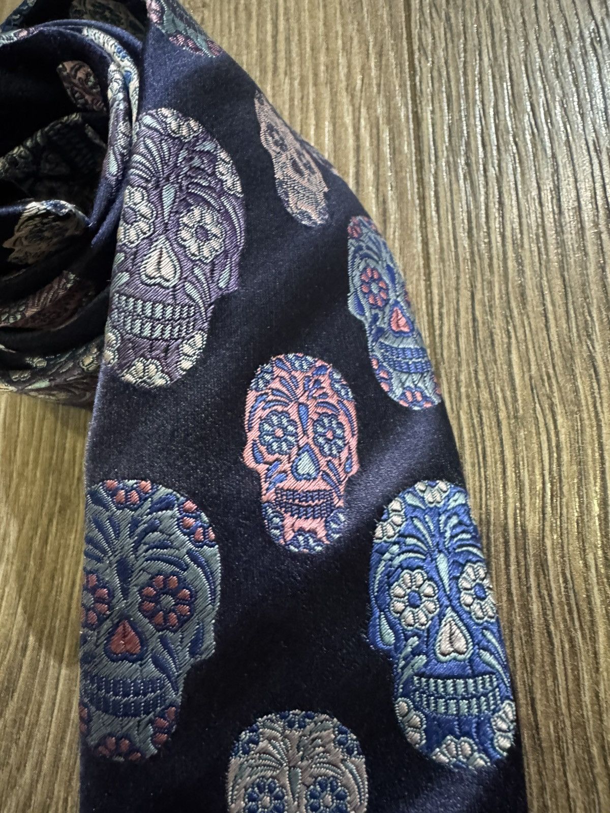 Other UK Limited Edition Navy & Blue Skull Silk Tie By Van Buck UK Size ONE SIZE - 11 Thumbnail
