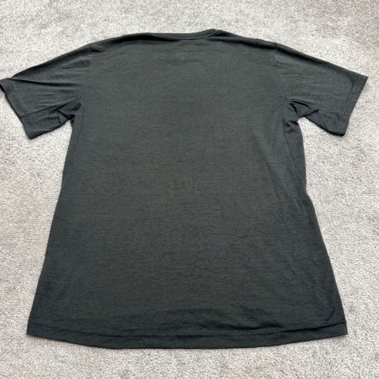 Nike Nike Dri-Fit Active T-Shirt Mens Medium Gray Short Sleeve Crew Neck Athletic Tee Size US M / EU 48-50 / 2 - 2 Thumbnail