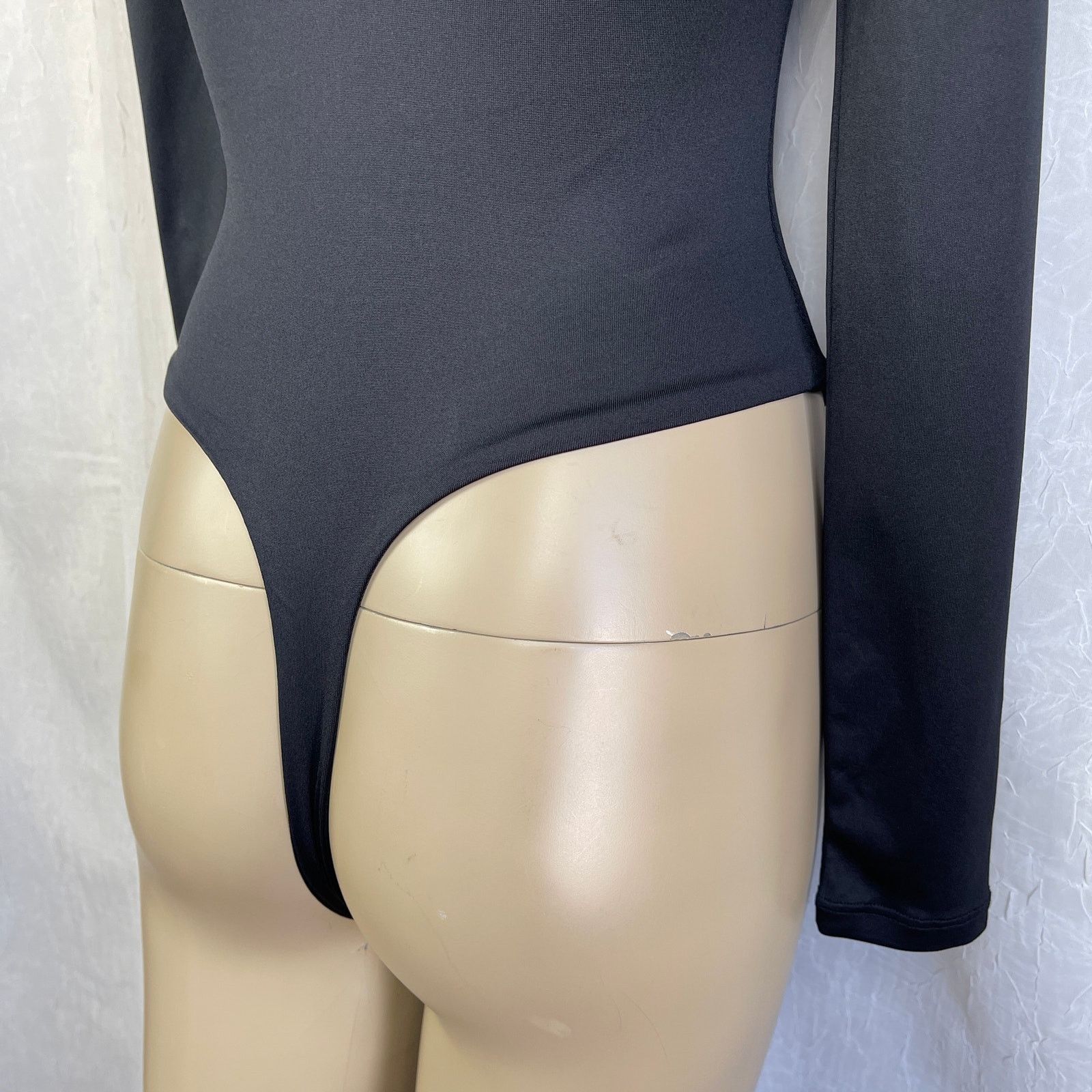 Forever 21 Forever 21 Black Contour Sculpt Satin Thong Bodysuit NWT XS Size XS / US 0-2 / IT 36-38 - 12 Thumbnail
