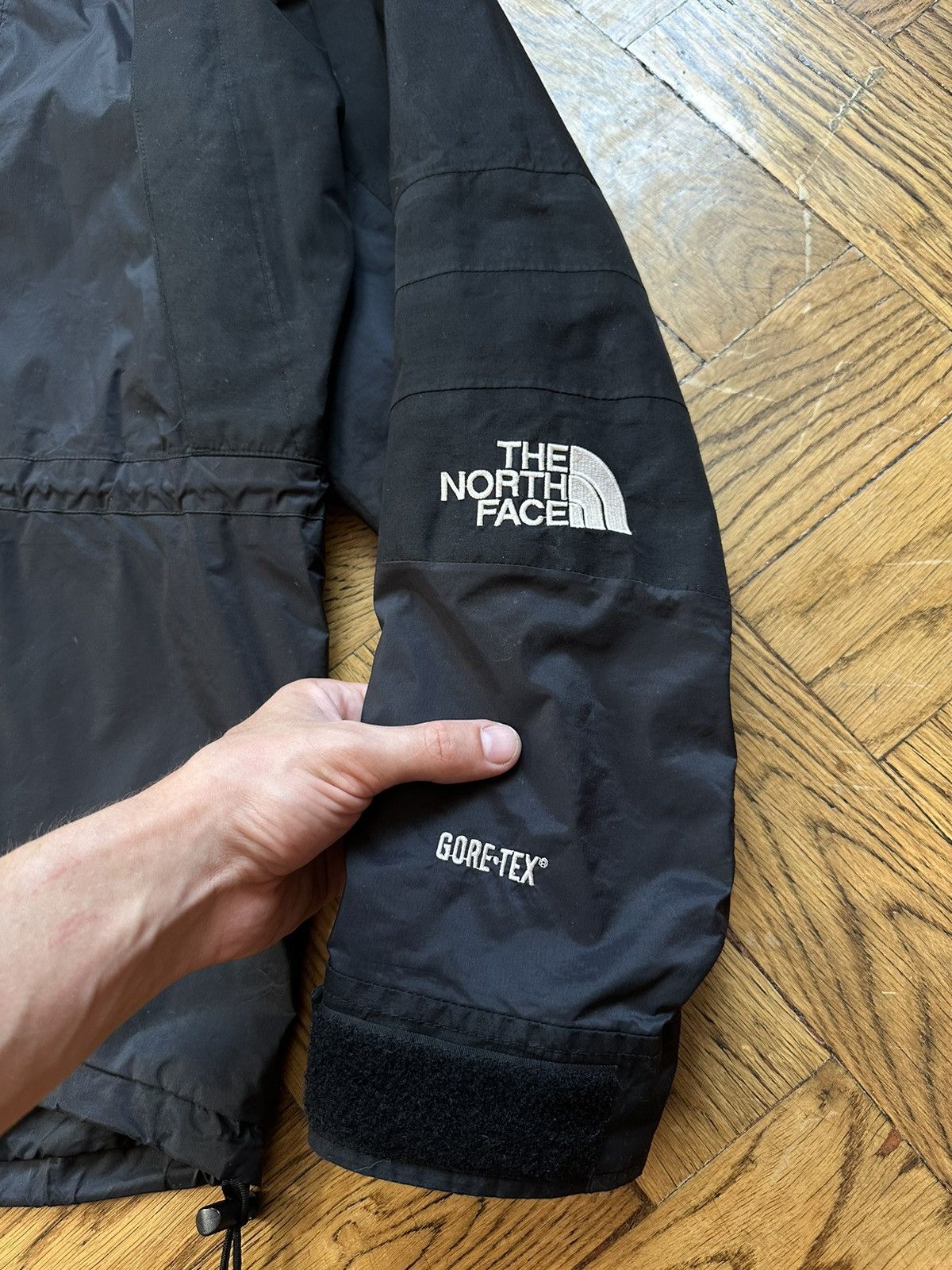 The North Face × Vintage The North Face 1998 Gore-Tex Mountain Light Jacket Size US M / EU 48-50 / 2 - 3 Thumbnail