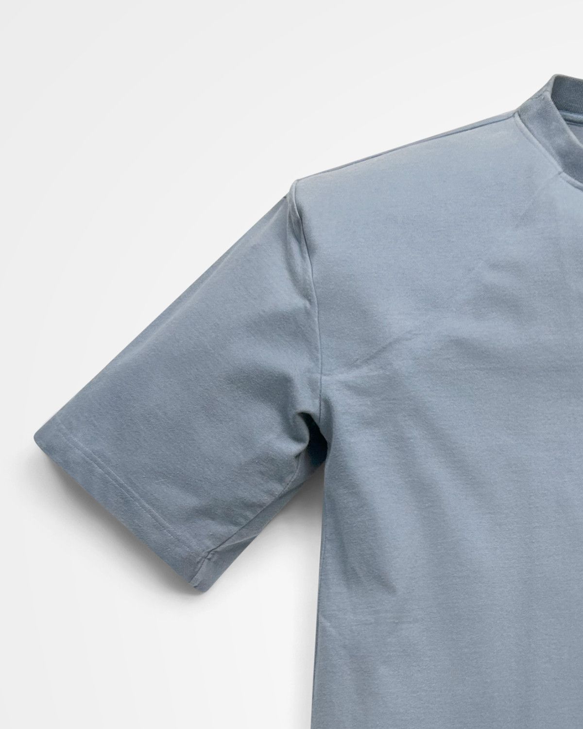 Vetements Vetements, AW16 Padded Football T-Shirt Size US XS / EU 42 / 0 - 4 Thumbnail