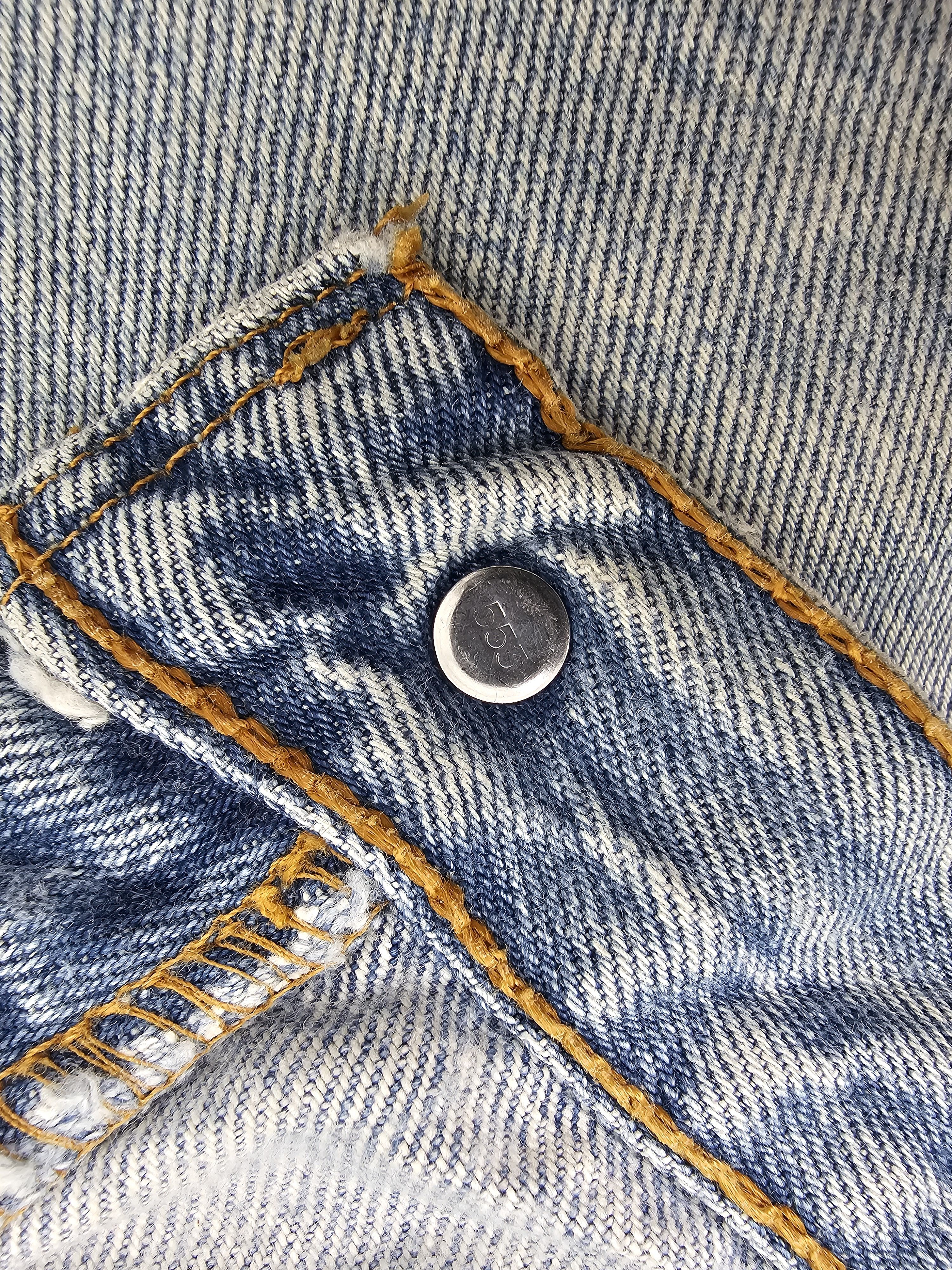 Levi's Vtg 90's LEVIS 501 XX Sun Faded Distressed Jeans L0438 Size US 31 - 15 Thumbnail
