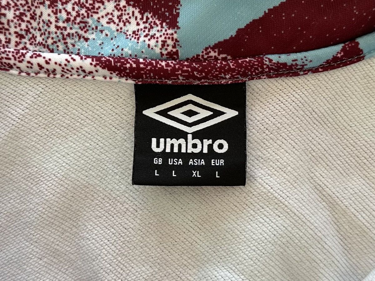 Umbro Burnley England Player Issue #28 Umbro Jacket Men's Size L Size US L / EU 52-54 / 3 - 4 Thumbnail