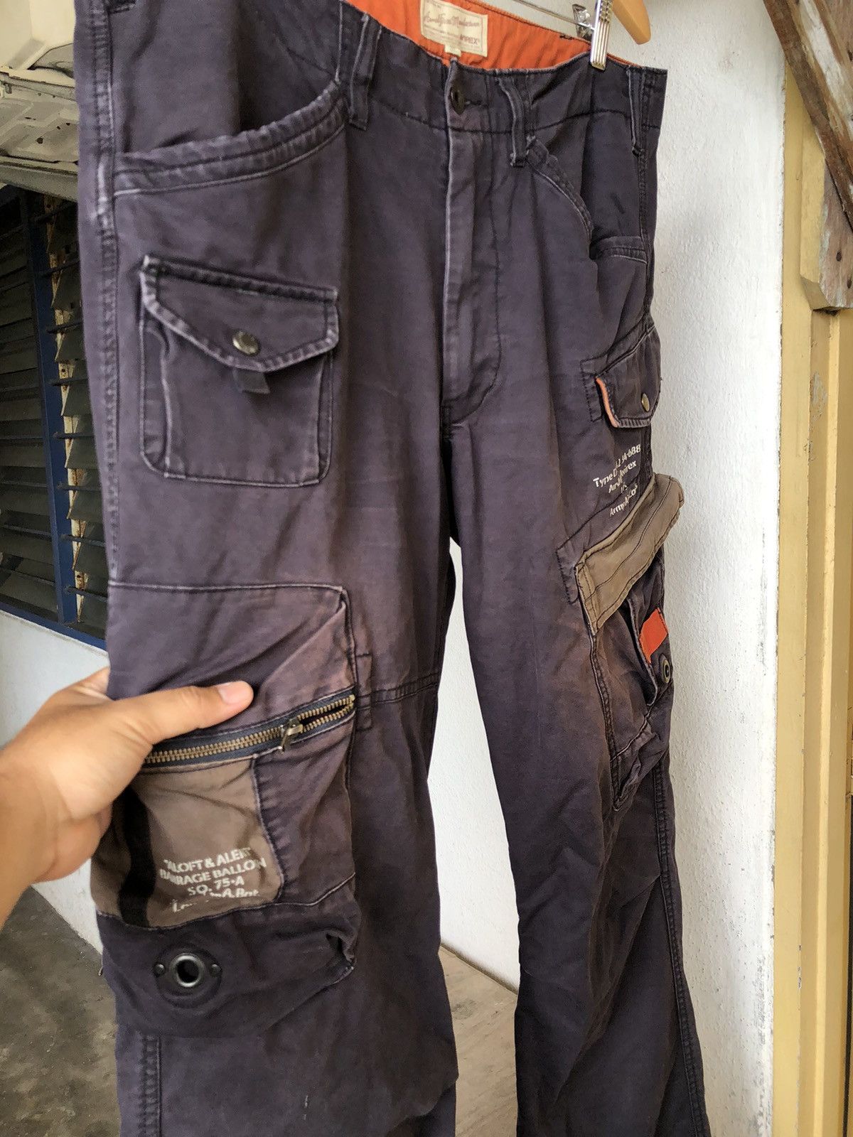 Avirex Vintage Avirex U.S Army Air Corps Distressed Cargo Pants Size US 38 / EU 54 - 7 Thumbnail