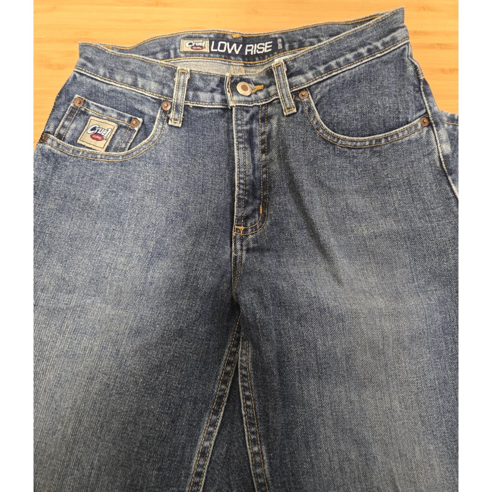 Vintage Cruel Girl Jeans Womens 5 Blue Low Rise Relaxed Bootcut Denim 100% Cotton Medium Wash Jeans Tight Fit? Size 27" / US 4 / IT 40 - 4 Thumbnail