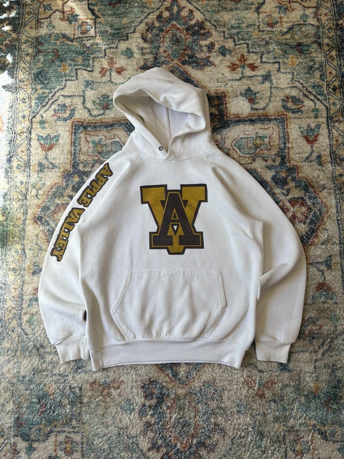 Vintage Vintage Apple Valley Logo Hoodie Medium Size US M / EU 48-50 / 2 - 1 Thumbnail