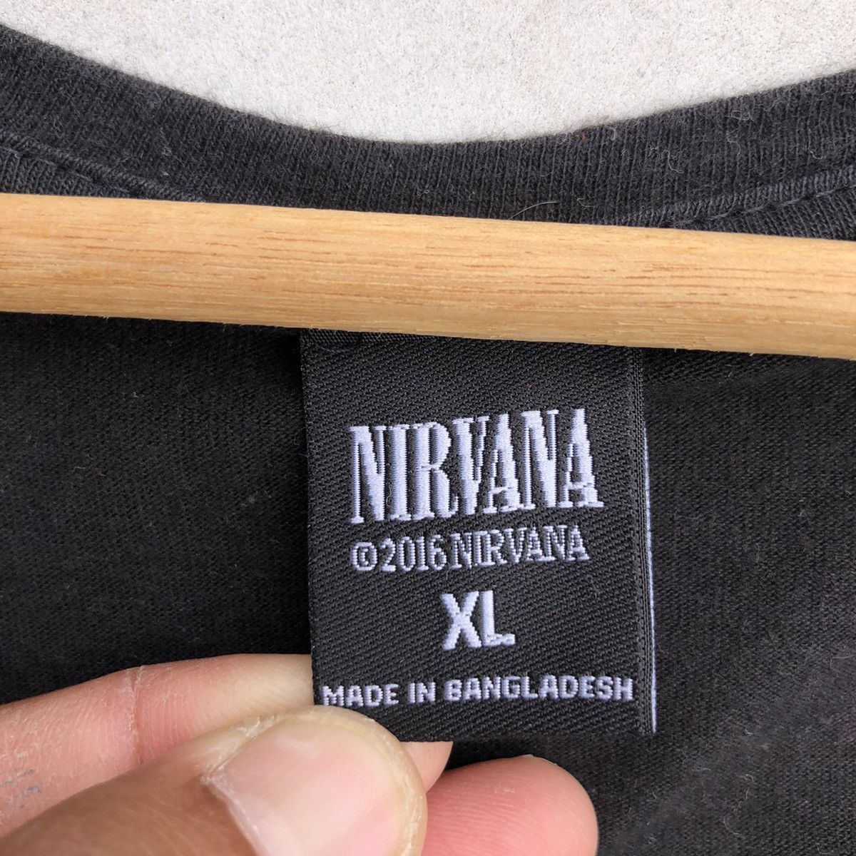 Band Tees 🔥Accept Binding Offer🔥 Nirvana Size XL / US 12-14 / IT 48-50 - 5 Thumbnail