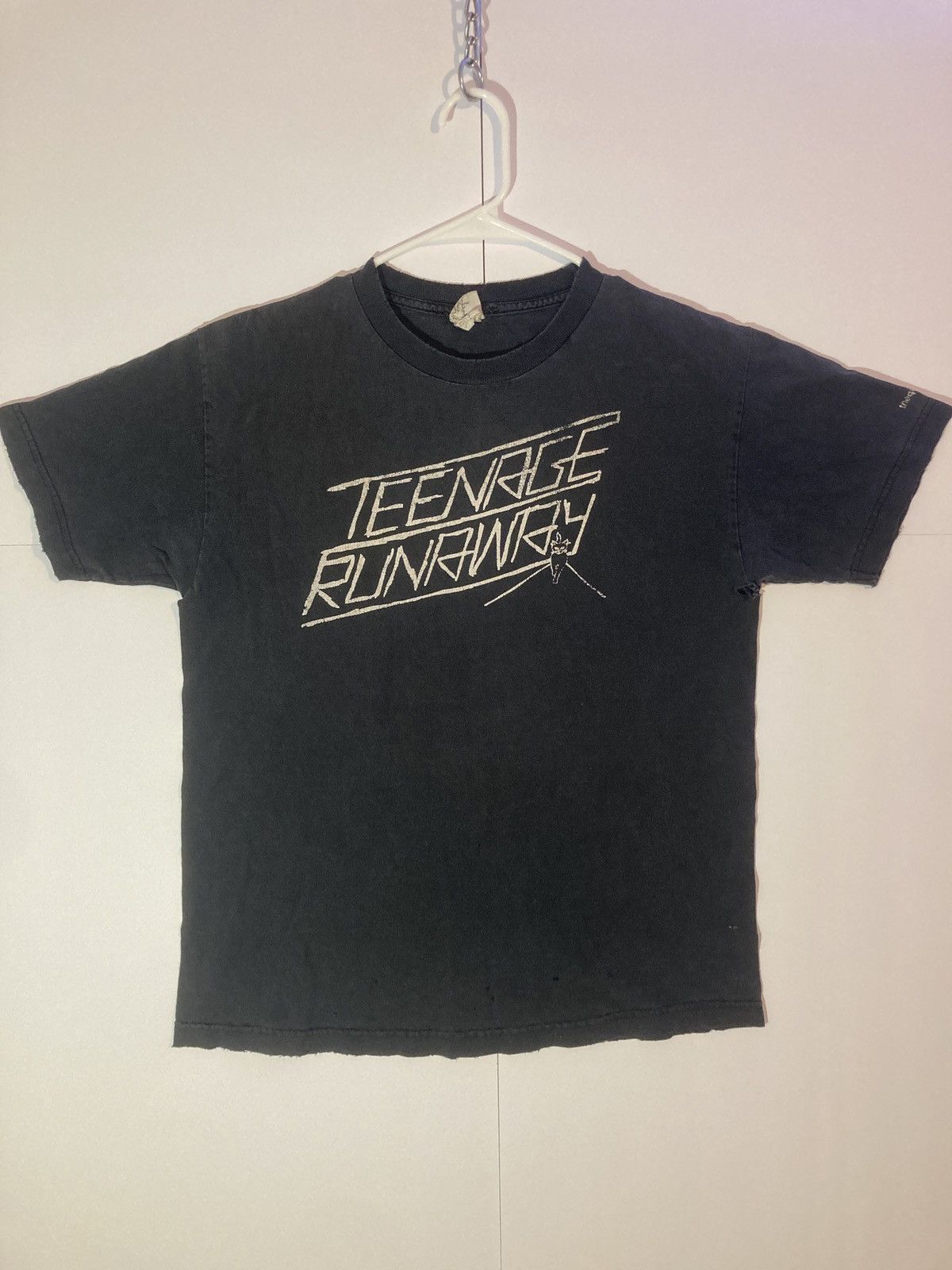 Band Tees × Vintage Vintage Teenage Runaway Cat Band Tee Size US M / EU 48-50 / 2 - 1 Thumbnail