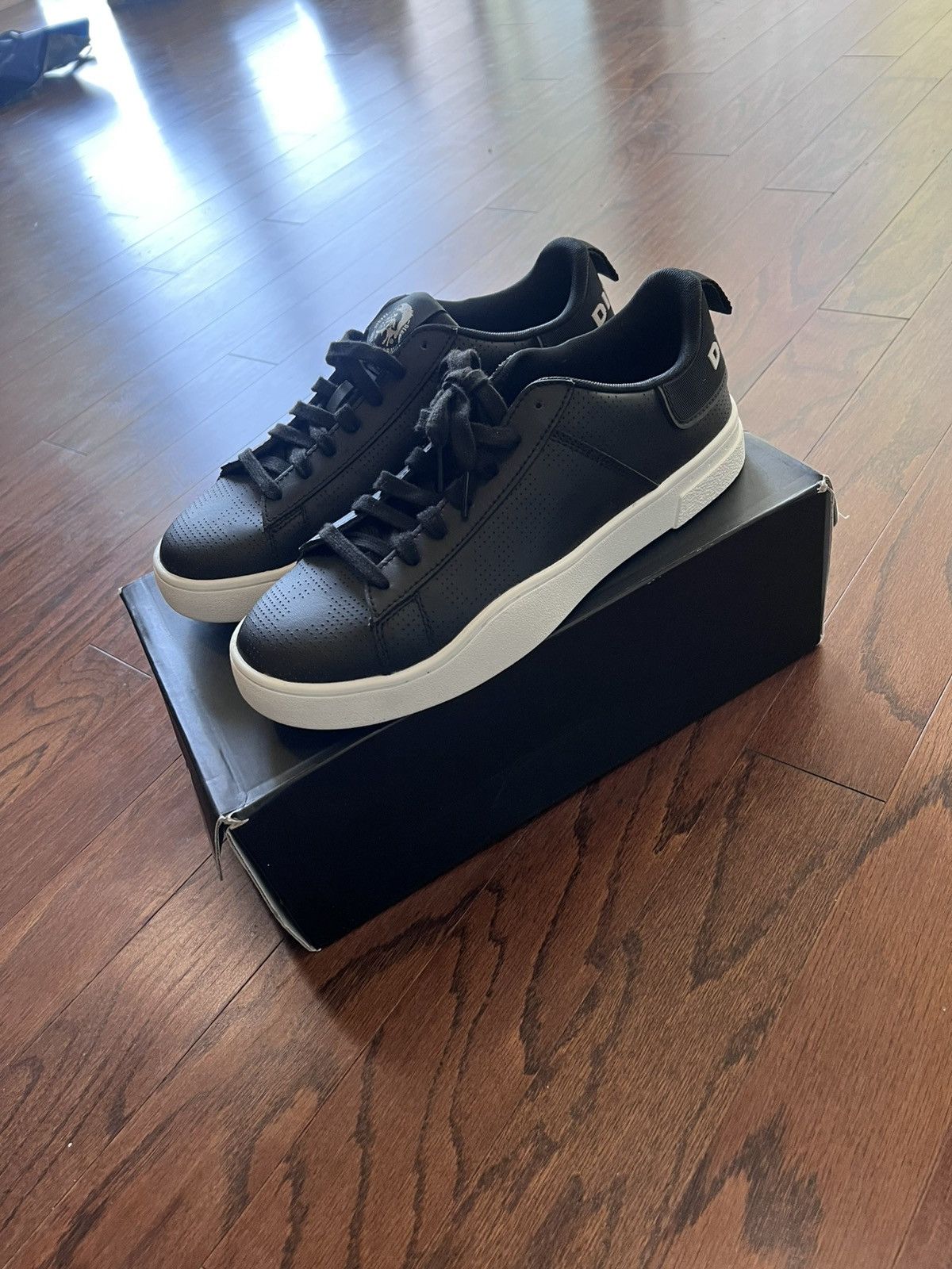 Diesel Diesel Men Black/White Low Top Sneaker S Clever Low Lace Size US 9 / EU 42 - 2 Thumbnail