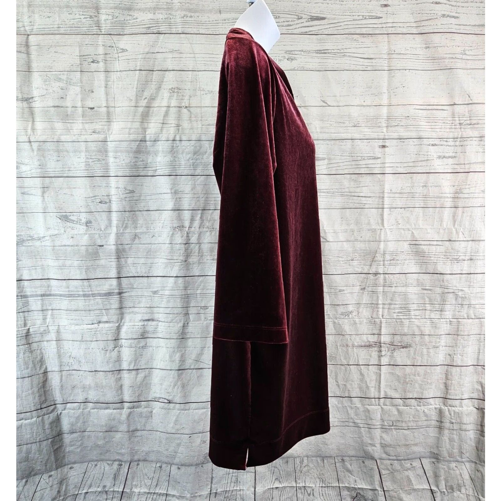 Lands' End Lands End Womens Velvet Top 1X Blouse V-Neck 3/4 Sleeve Red Size XL / US 12-14 / IT 48-50 - 3 Thumbnail