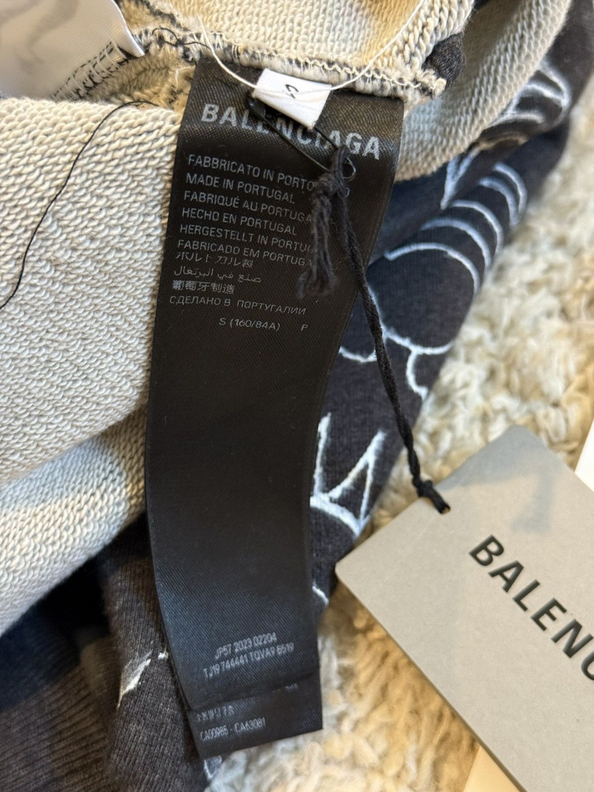 Balenciaga Balenciaga X HOWCOLE ends.rp CUSTOM TAPE HOODIE 1of1 Size US S / EU 44-46 / 1 - 13 Thumbnail