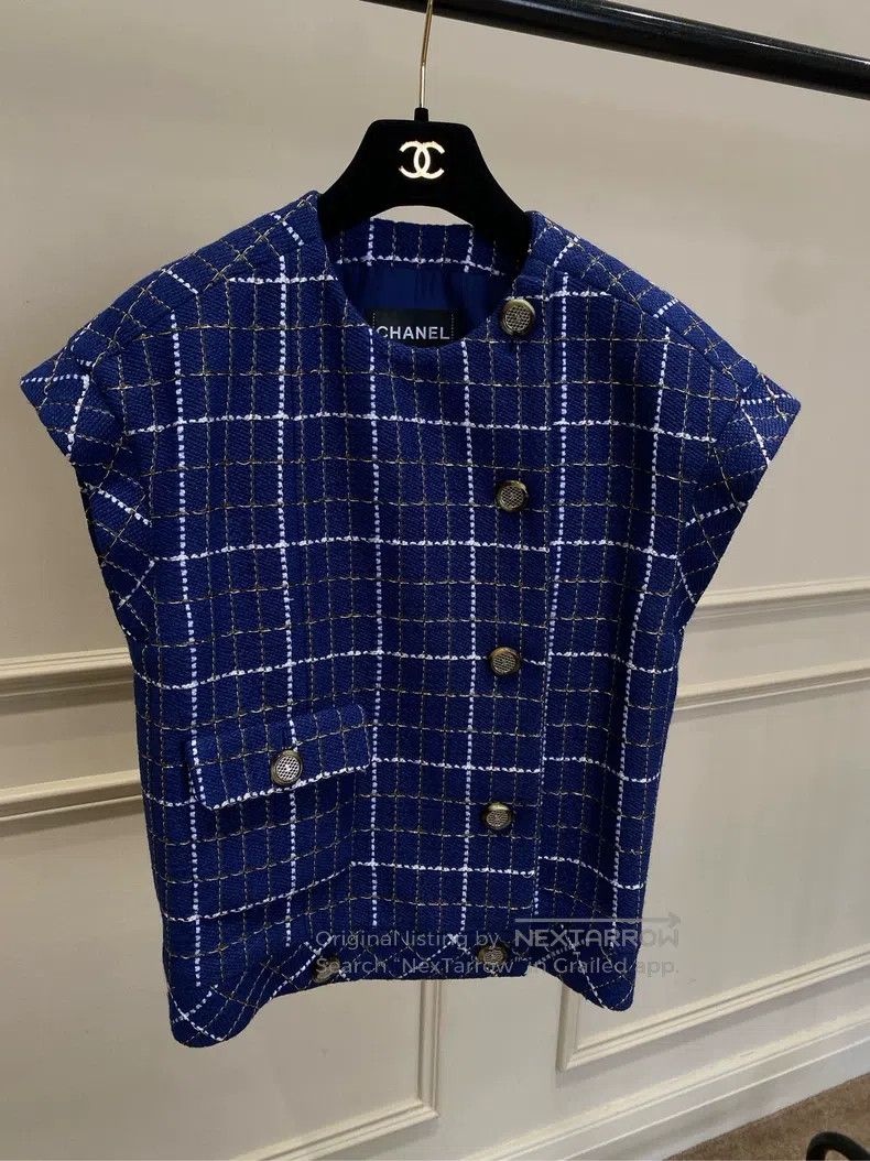 Other Chanel 20-year-old station series blue vest Size XXS / US 00 / IT 34 - 1 Thumbnail