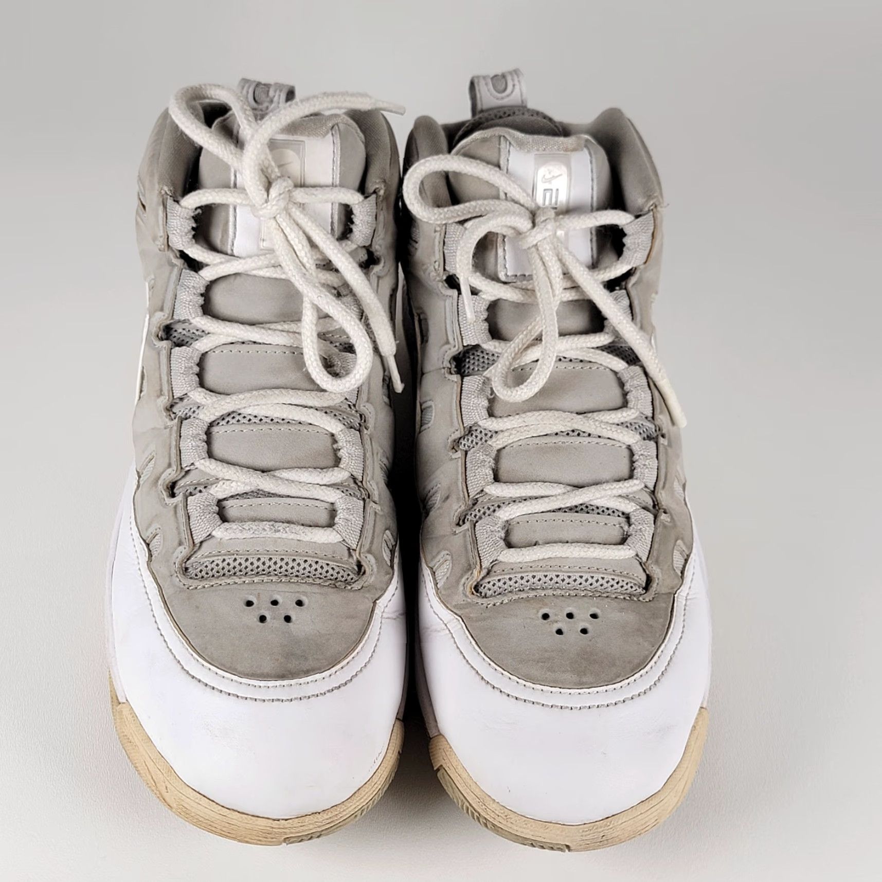 Nike NIKE AIR MAX 2 UPTEMPO 94 HIGH TOP BASKETBALL SNEAKER Men Size 10.5 M White Nike Sneakers High Top Basketball Shoe 2008 Size US M / EU 48-50 / 2 - 2 Thumbnail