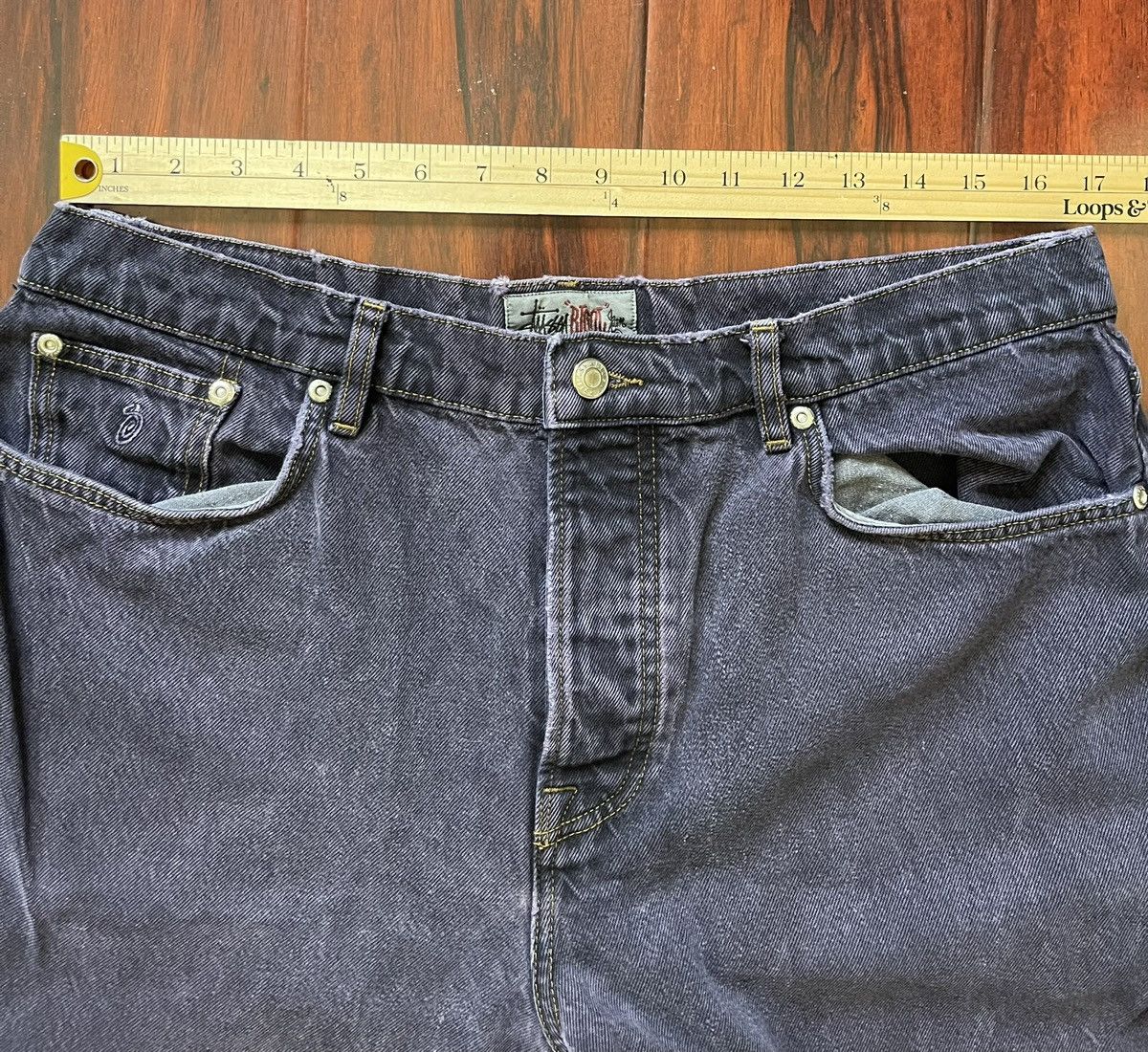 Stussy Stussy “Big Ol” Jeans Indigo Wash Baggy Denim Size 33W x 31L Size US 33 - 7 Thumbnail