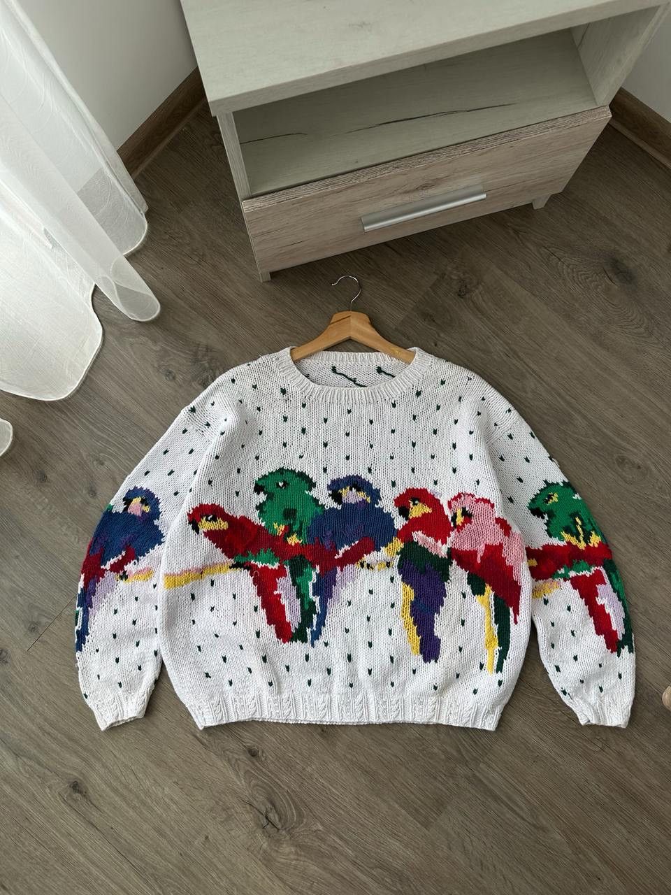 Handmade × Japanese Brand × Vintage Vintage Japanese Rare White Knit Parrot Handicrafts Sweater Size S / US 4 / IT 40 - 6 Thumbnail