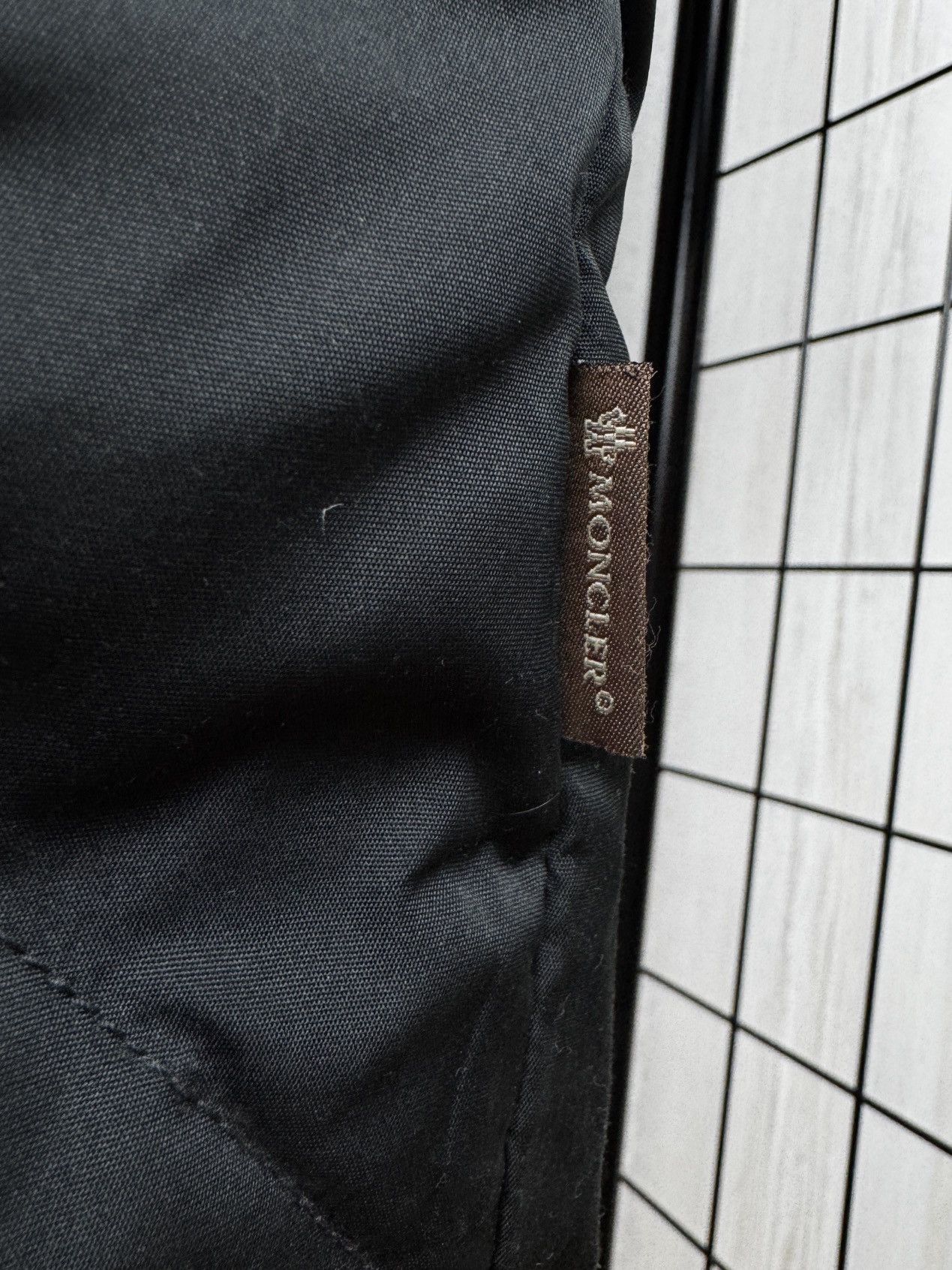 Moncler Moncler vintage long quilted down coat jacket size 2 Size M / US 6-8 / IT 42-44 - 4 Thumbnail