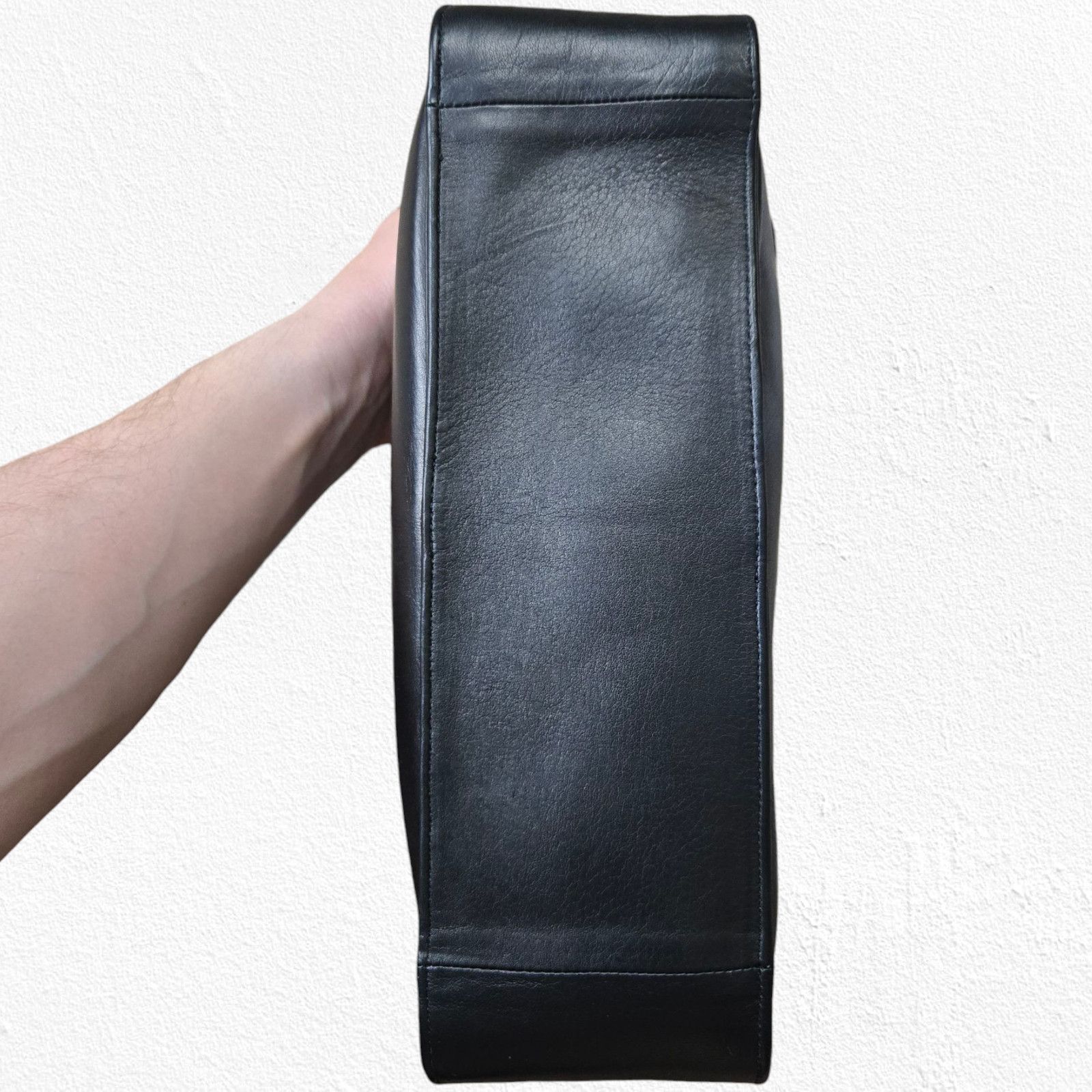 Vintage 80s Vintage Black Leather Minimalist Shoulder Bag Size ONE SIZE - 6 Thumbnail